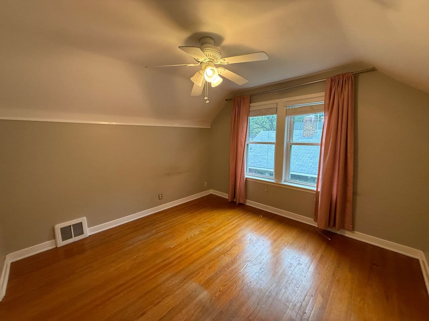 Minneapolis House: 5308 44th Ave S