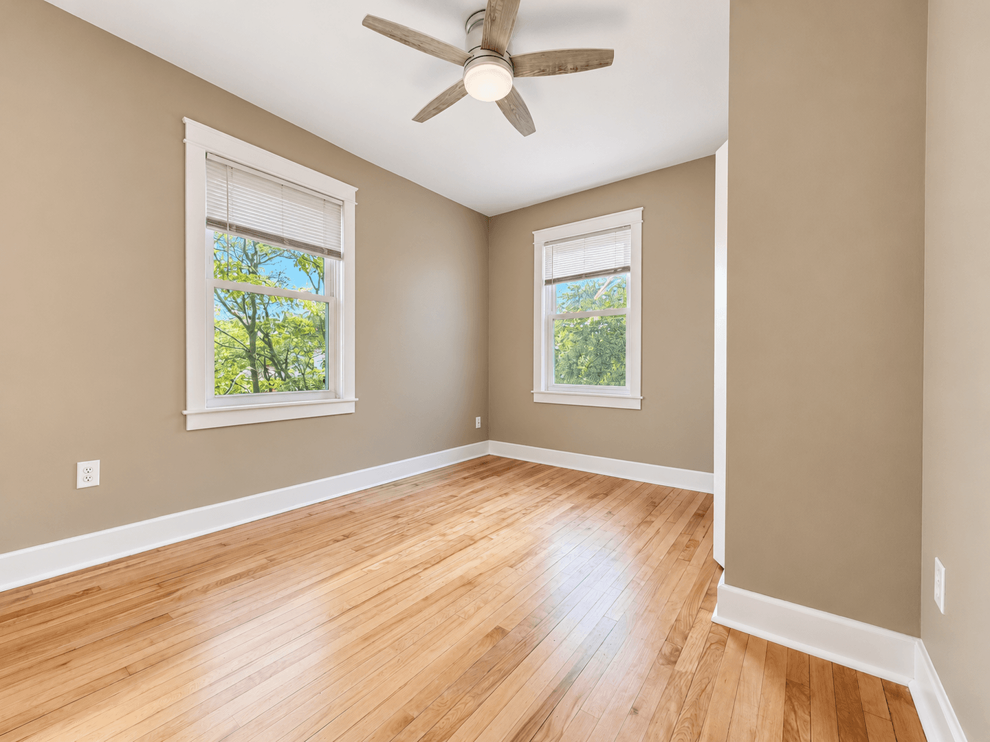 Saint Paul House: 263 Maria Ave