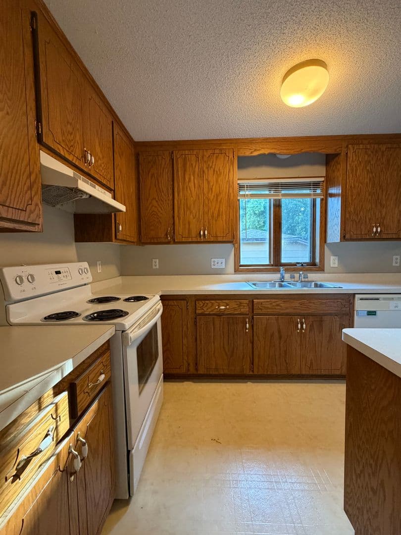 Prior Lake Townhome: 17456-17458 Sunray Circle SW