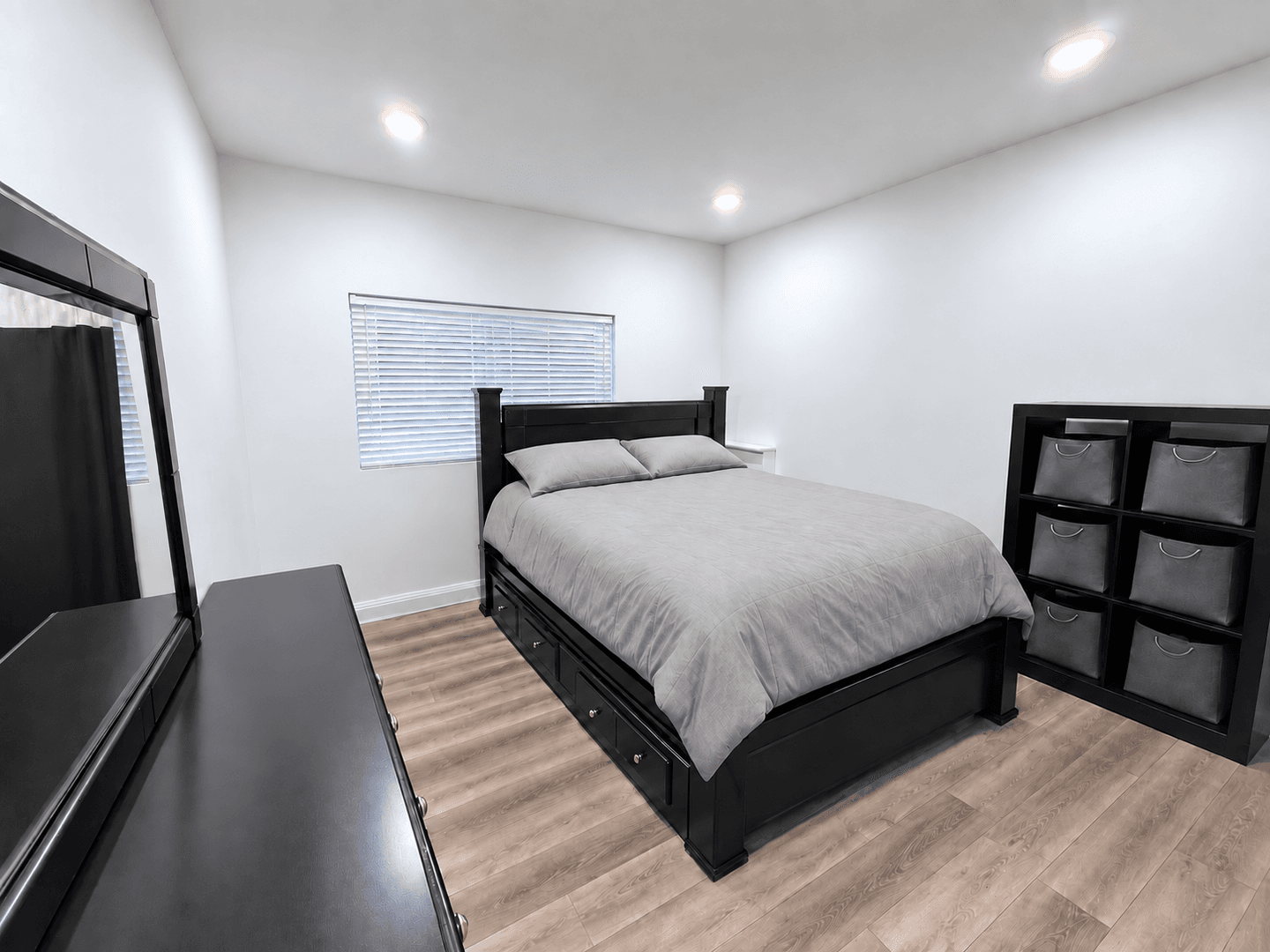 Saint Paul Apartment: 385 Clinton Ave