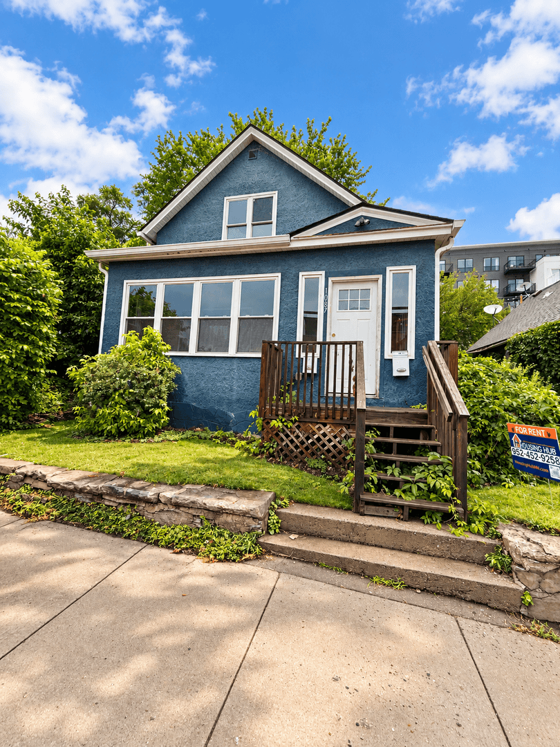 Saint Paul Apartment: 1087 Randolph Ave