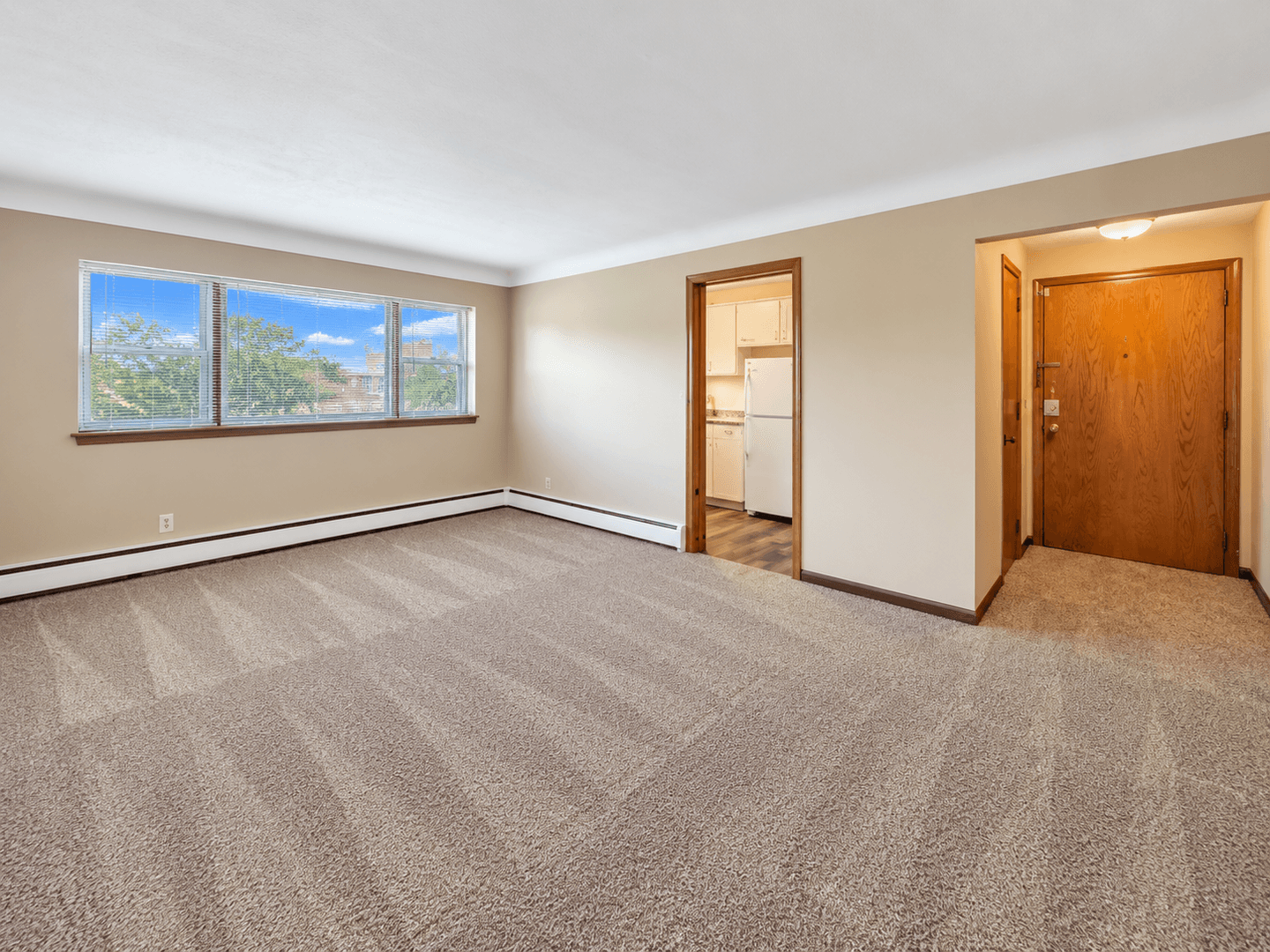 Saint Paul Apartment: 1573 Hartford Ave