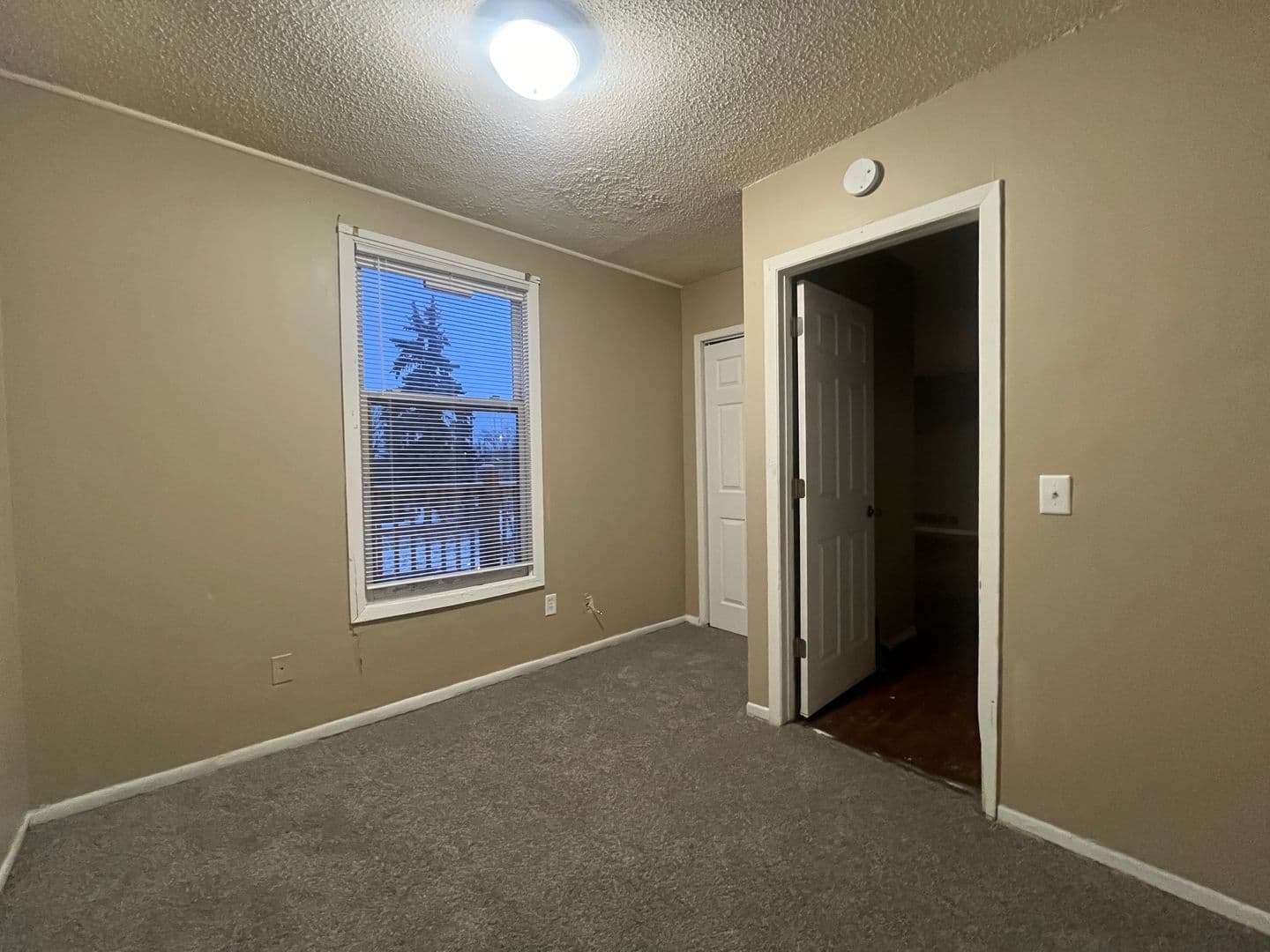 Saint Paul Apartment: 581 Park Street