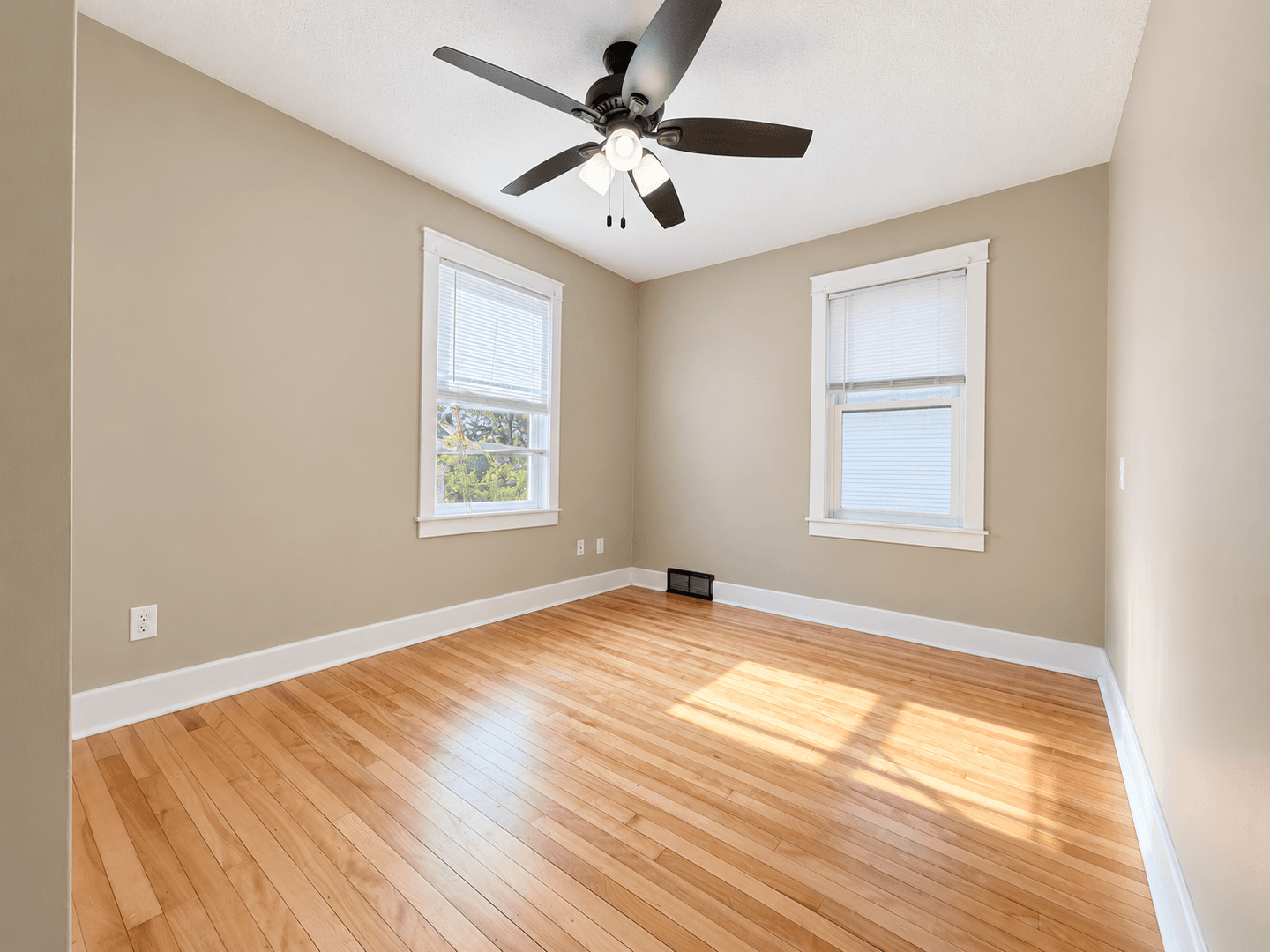 Saint Paul House: 263 Maria Ave