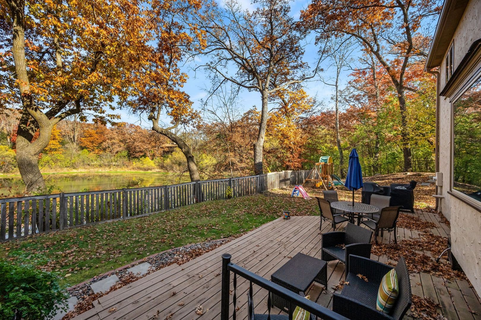 Lakeville House: 16425 Kingswood Ct