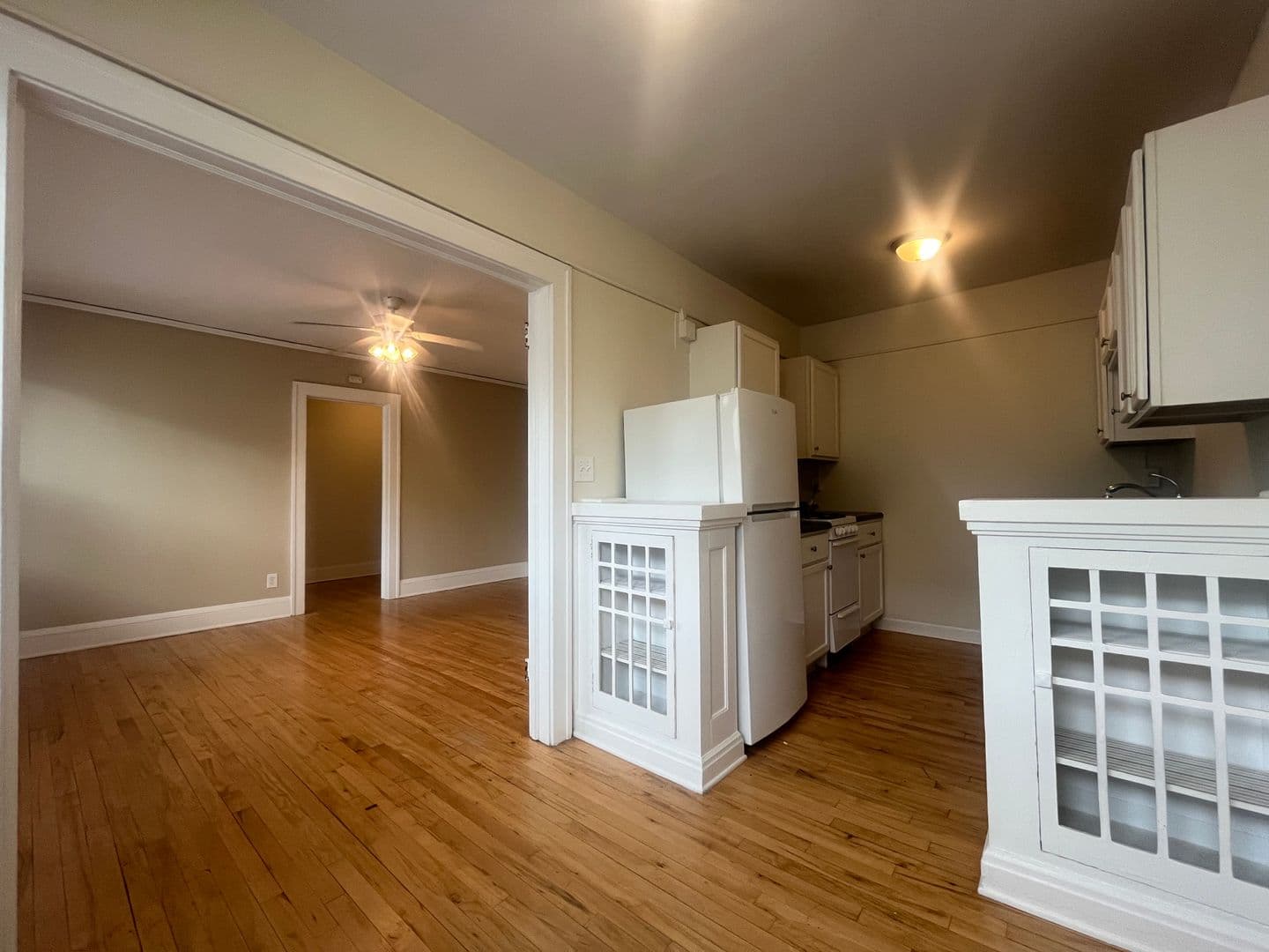 Saint Paul Apartment: 1756 Grand Ave