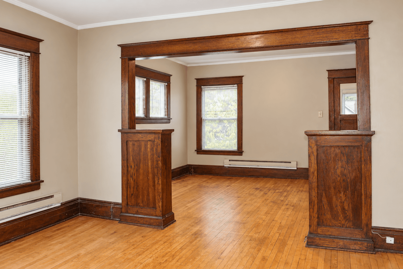 Saint Paul Apartment: 283-289 Bates Ave