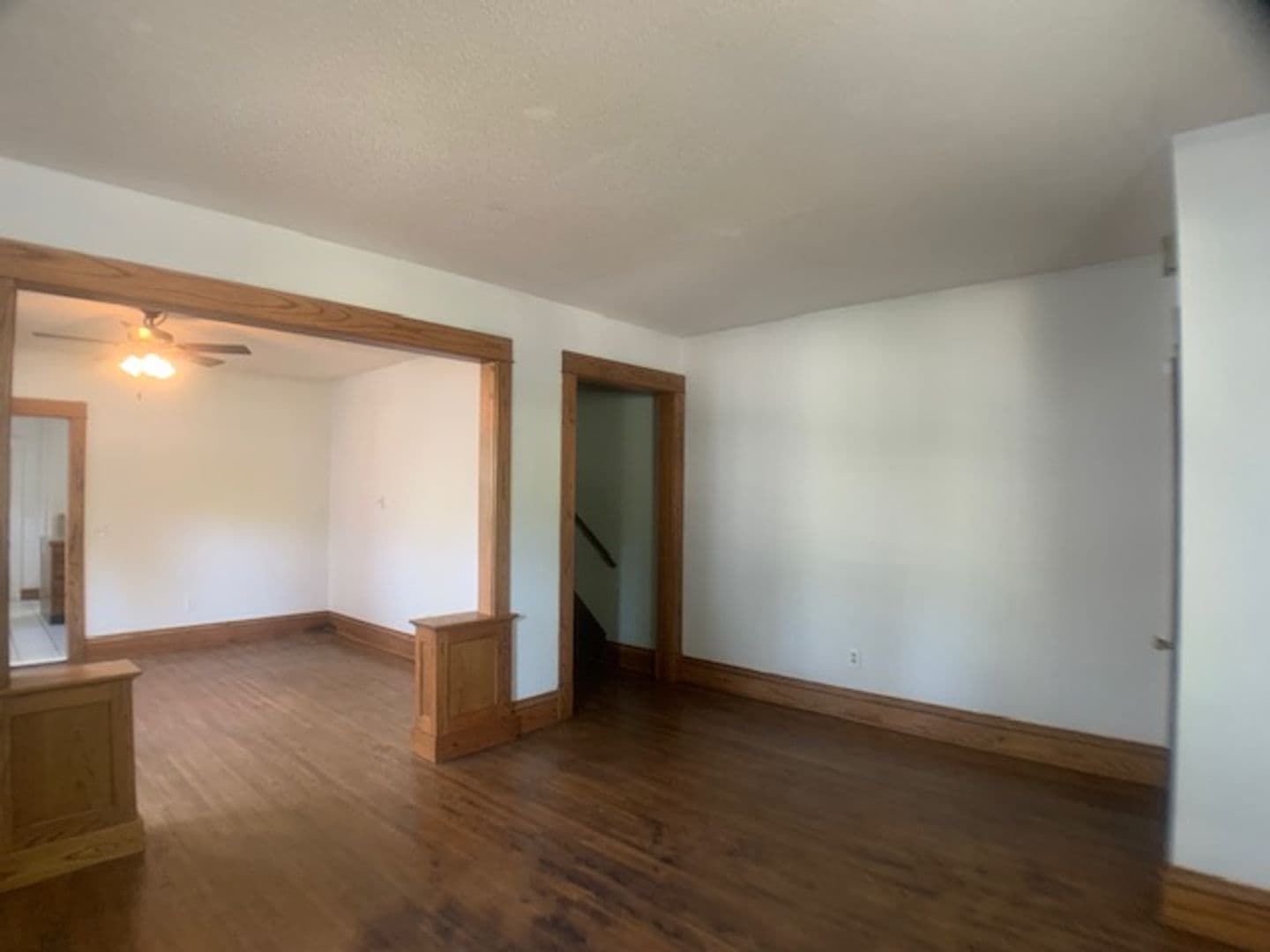 Saint Paul Apartment: 1607-1609 Van Buren Ave
