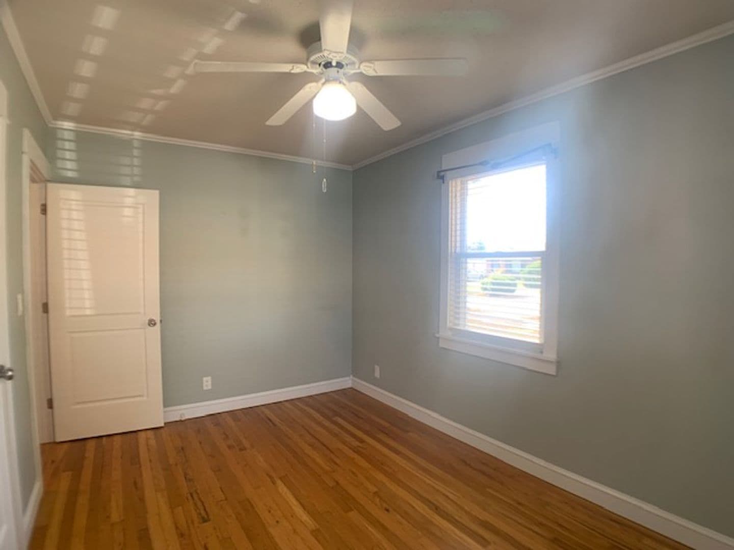 Saint Louis Park House: 2917 Pennsylvania Ave S