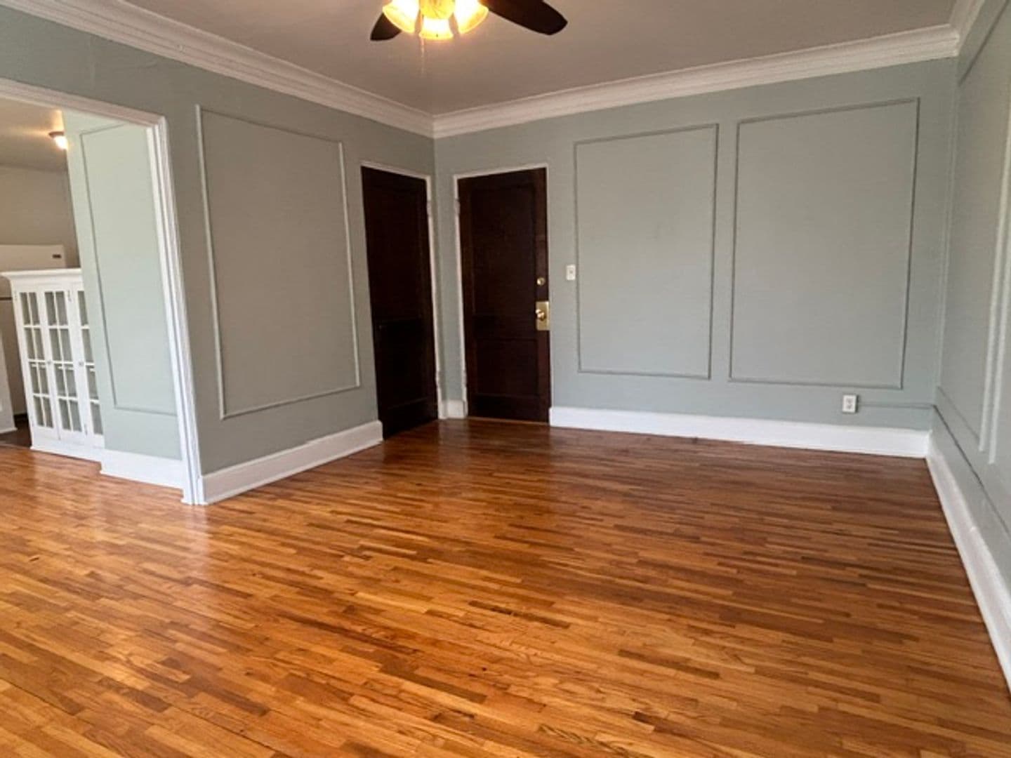 Saint Paul Apartment: 1967 Grand Ave