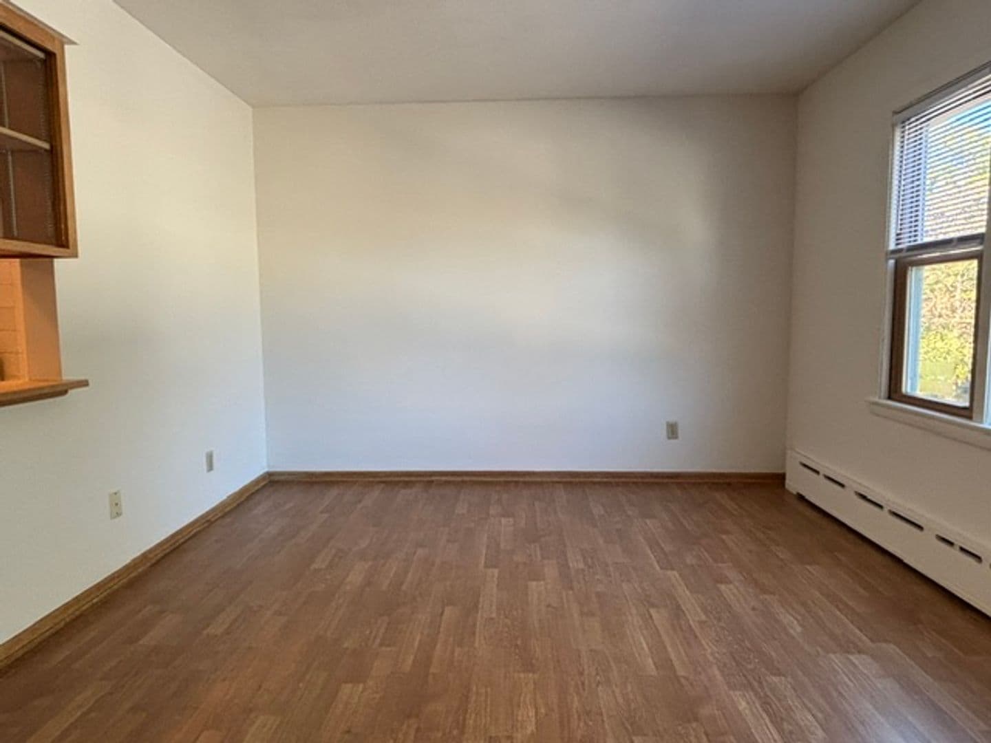 Minneapolis Apartment: 4351 Drew Ave South