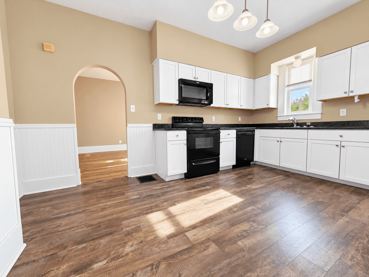 Saint Paul House: 263 Maria Ave