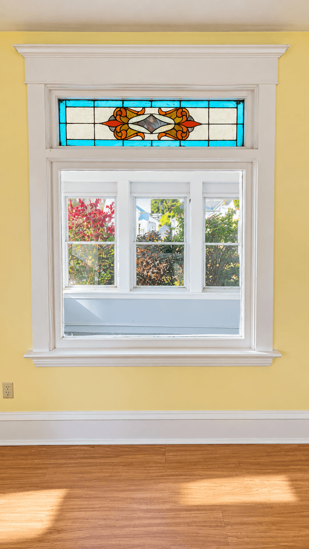 Saint Paul House: 190 Annapolis St E