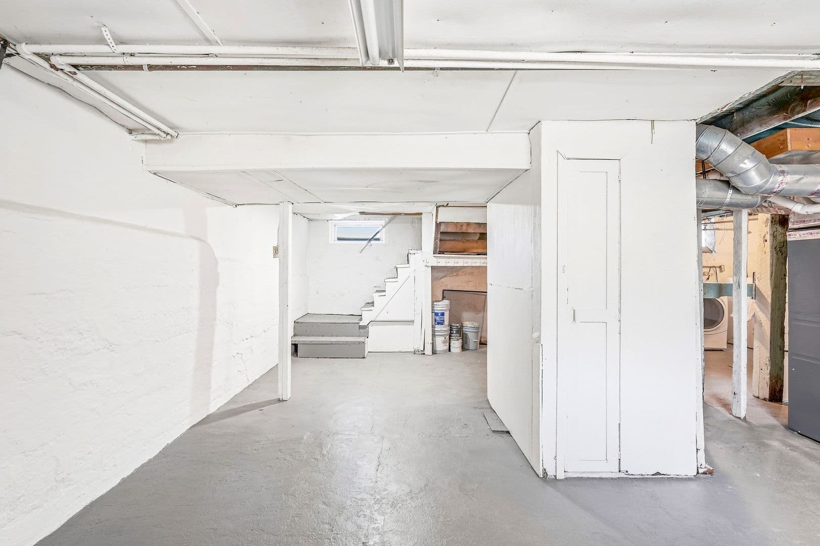 Saint Paul House: 527 Arlington Ave E