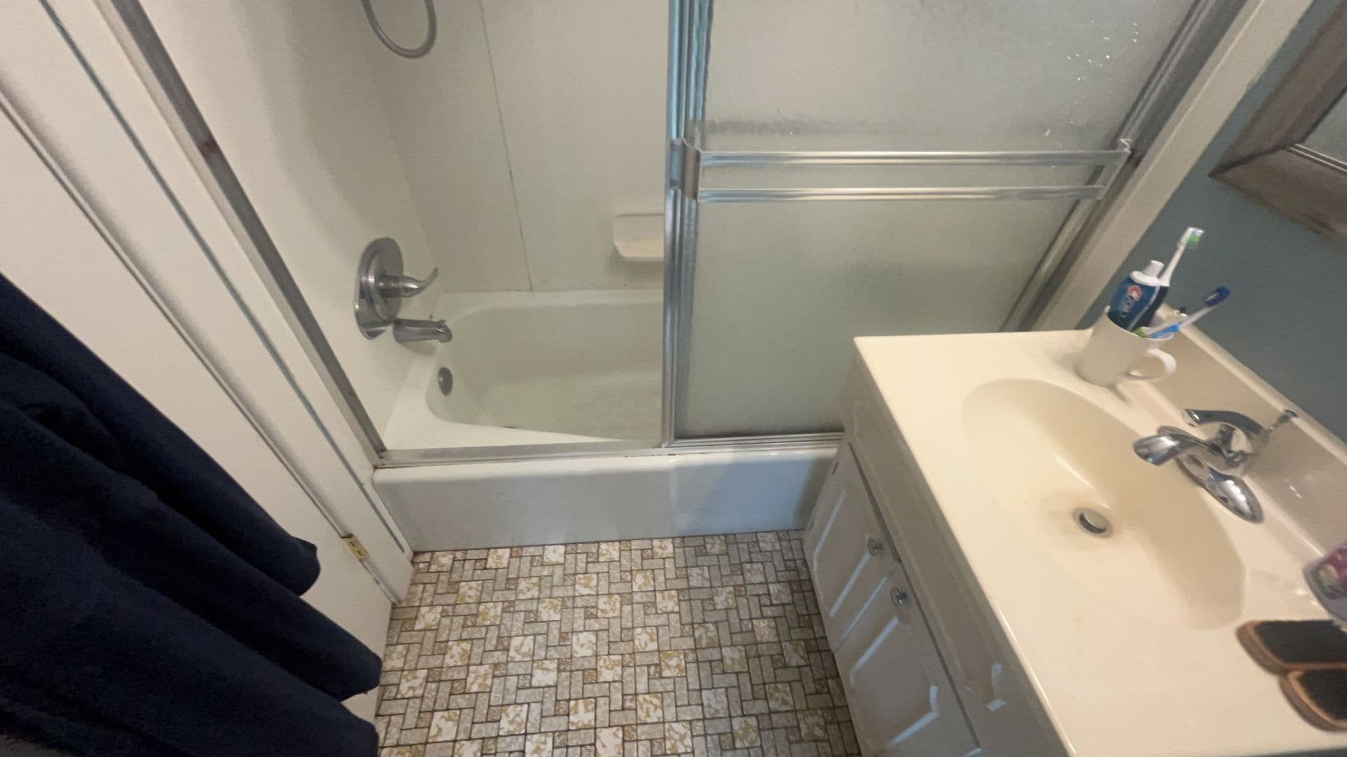 Saint Paul Apartment: 799 Oakdale Ave