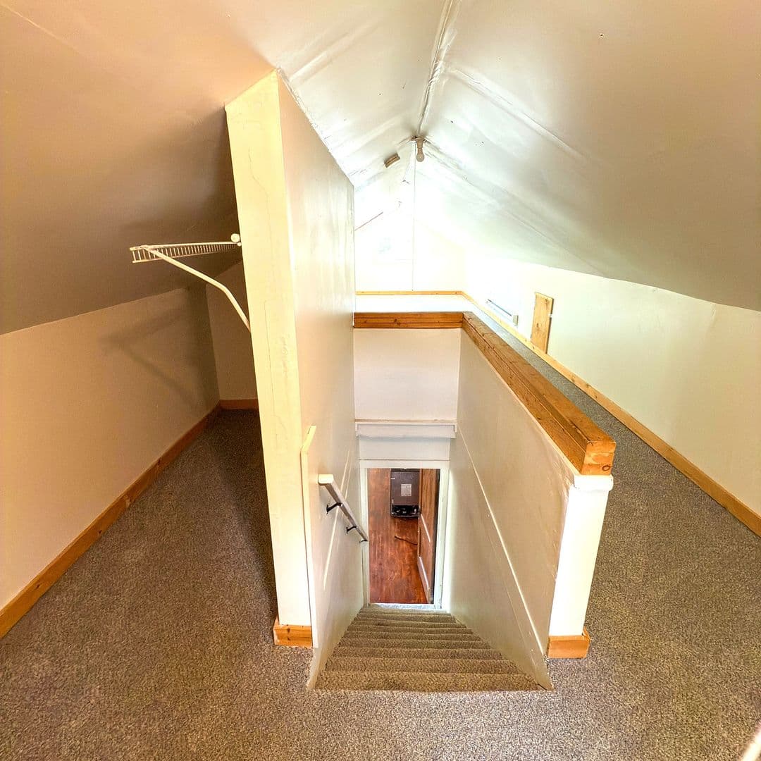 Minneapolis House: 2614 Dupont Avenue North