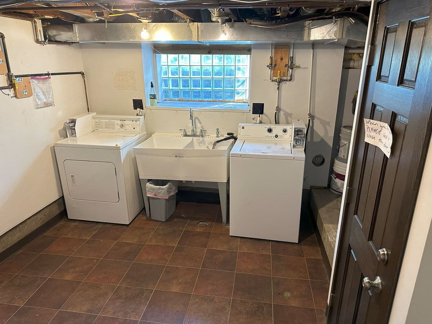 Minneapolis Apartment: 1081 13th Ave SE