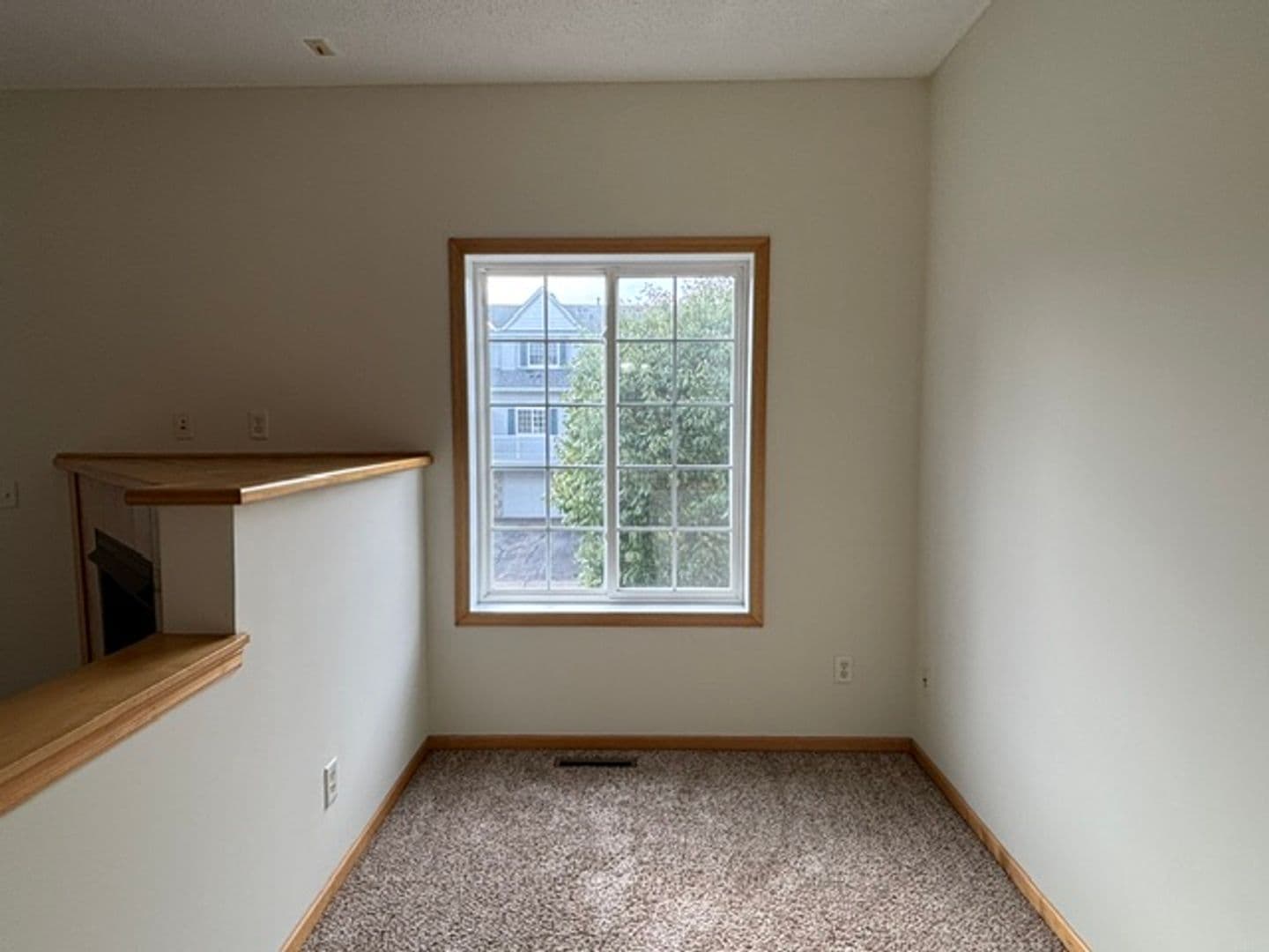 Lakeville House: 18340 Kerrville Trail