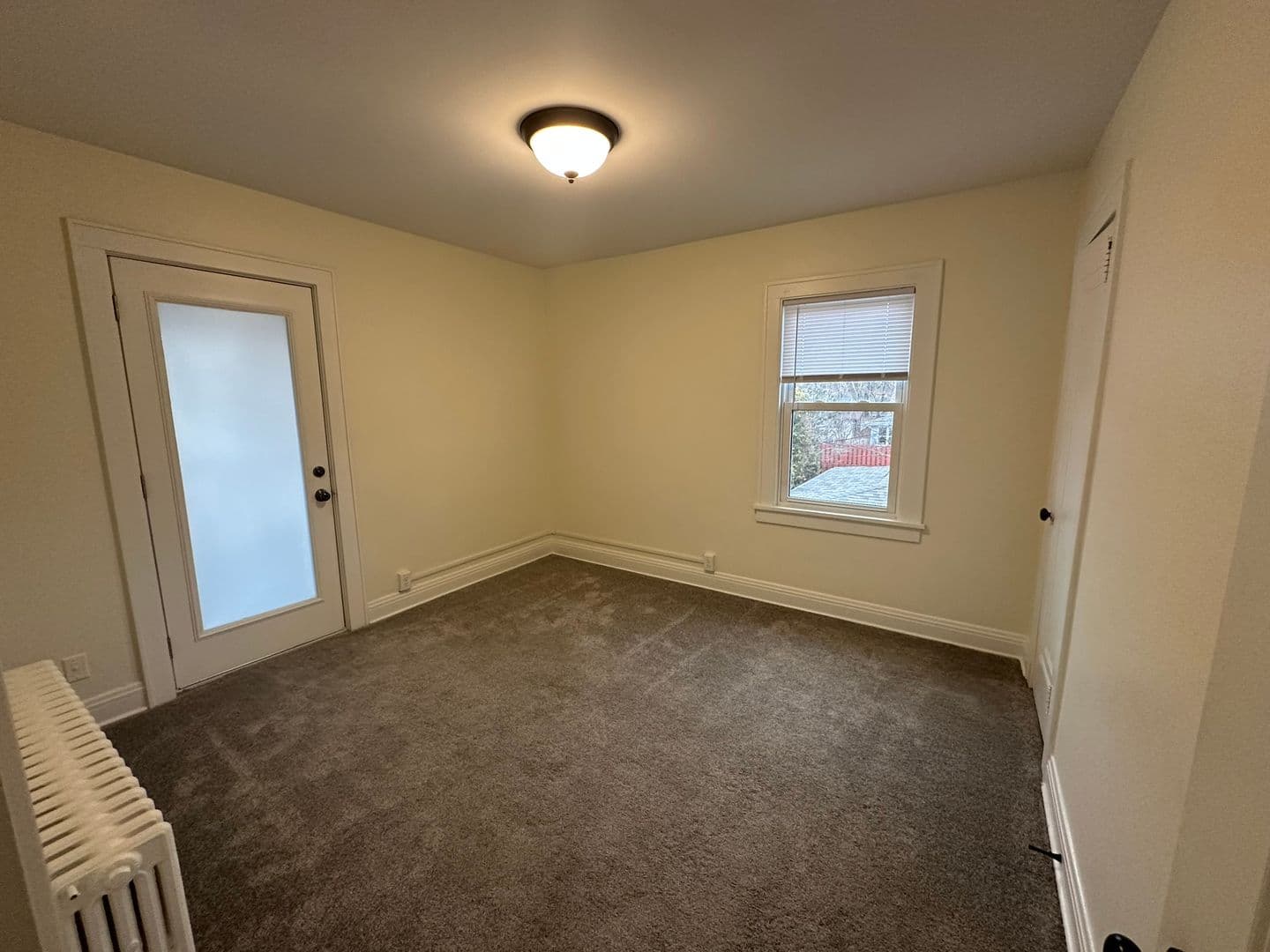 South Saint Paul Apartment: 250 6th Ave N