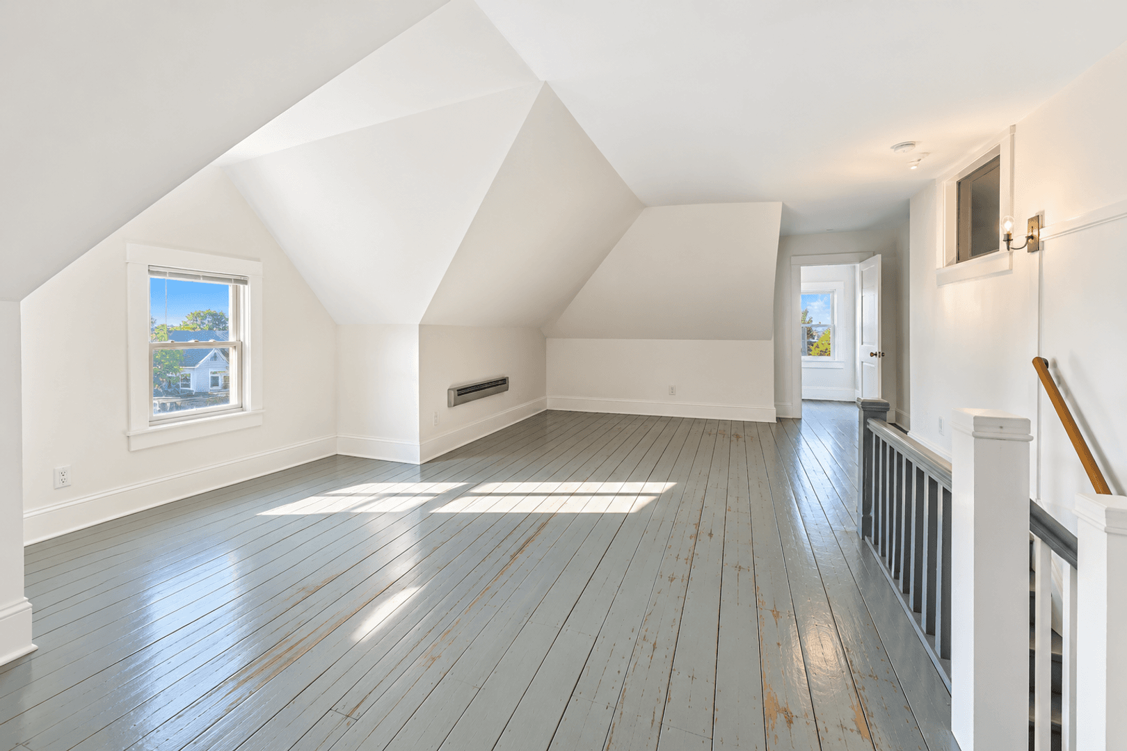 Saint Paul Apartment: 1607-1609 Van Buren Ave