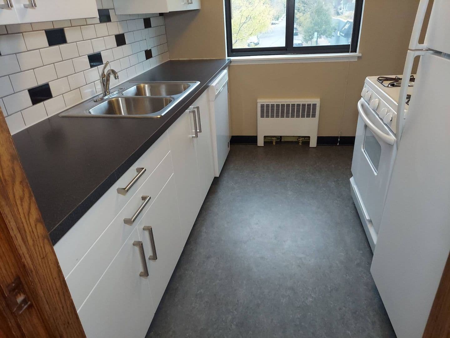 Saint Paul Apartment: 622-632 Snelling Ave South