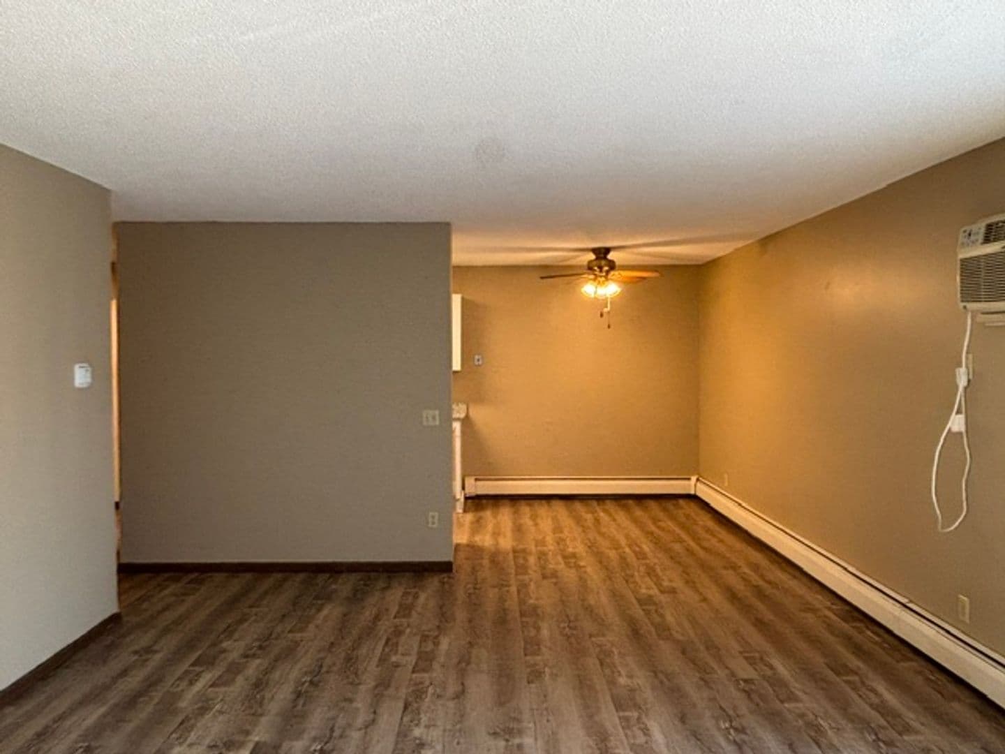 Bloomington Apartment: 2021 W 90th St