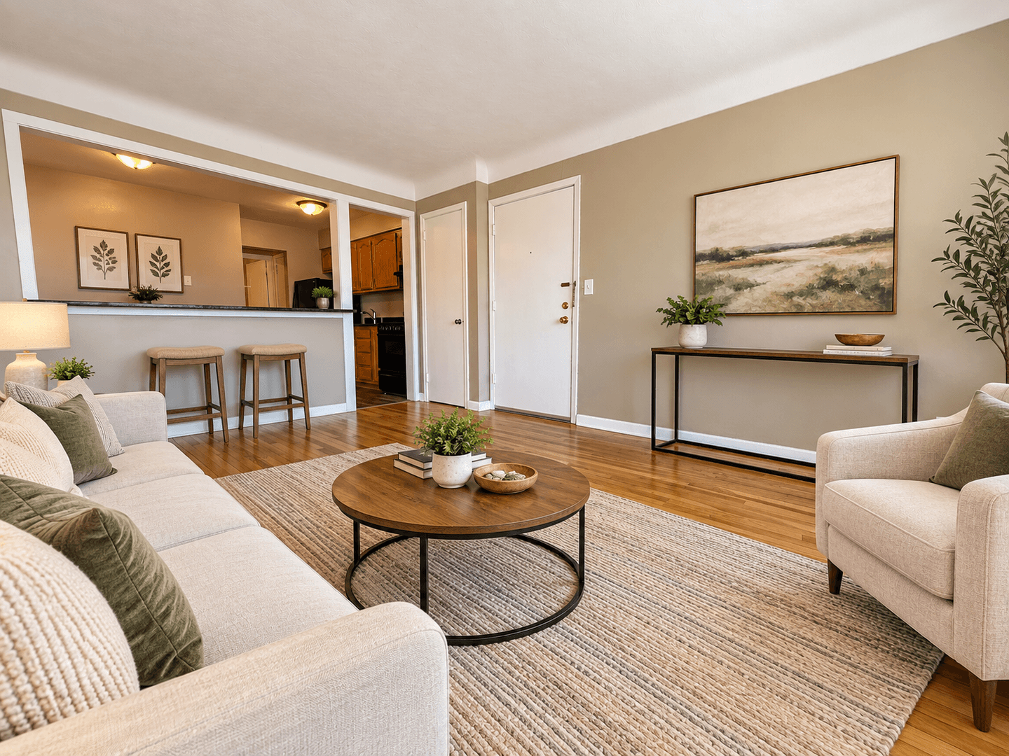 Saint Paul Apartment: 638-642 Snelling Ave South
