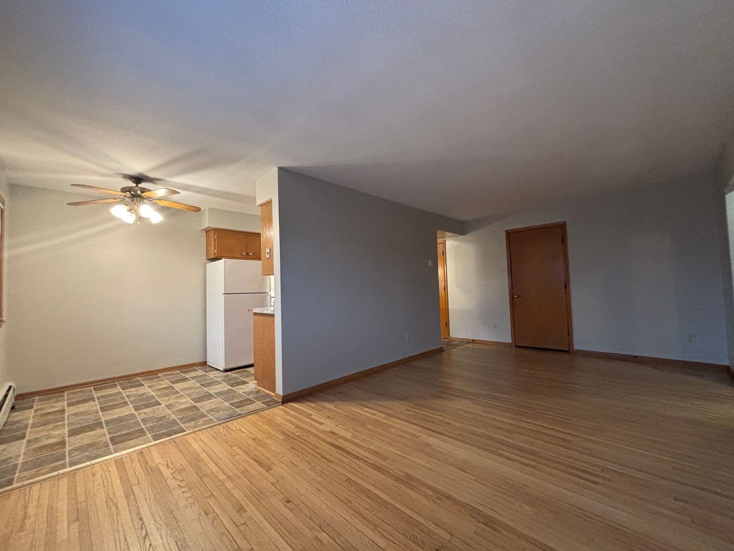 Saint Paul Apartment: 984 Van Buren Ave