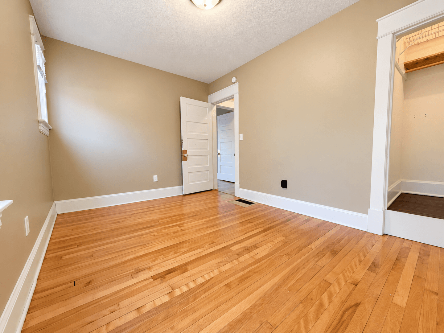 Saint Paul House: 263 Maria Ave