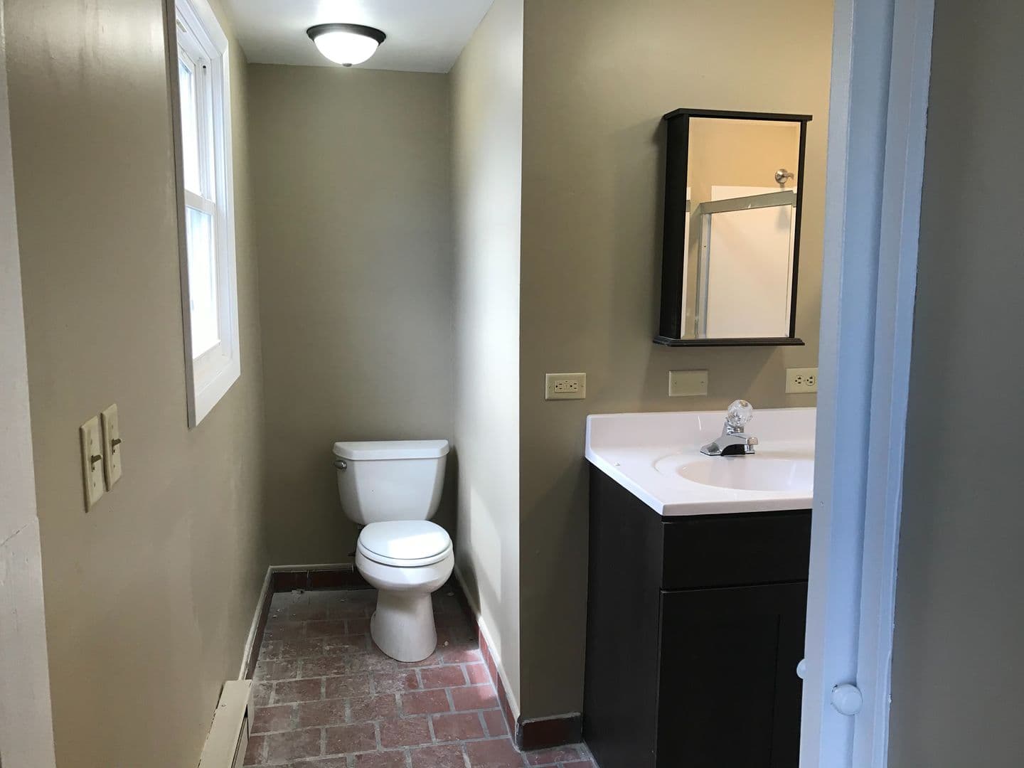 Saint Paul Apartment: 217-219 Bates Ave
