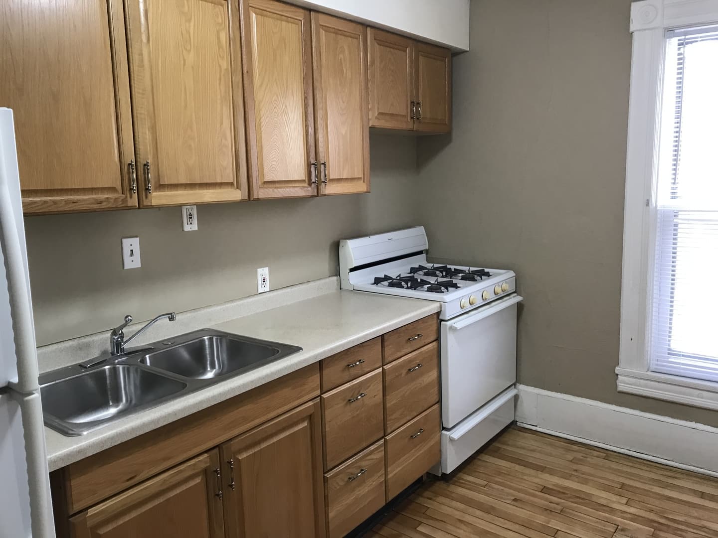 Saint Paul Apartment: 893-895 Fry St