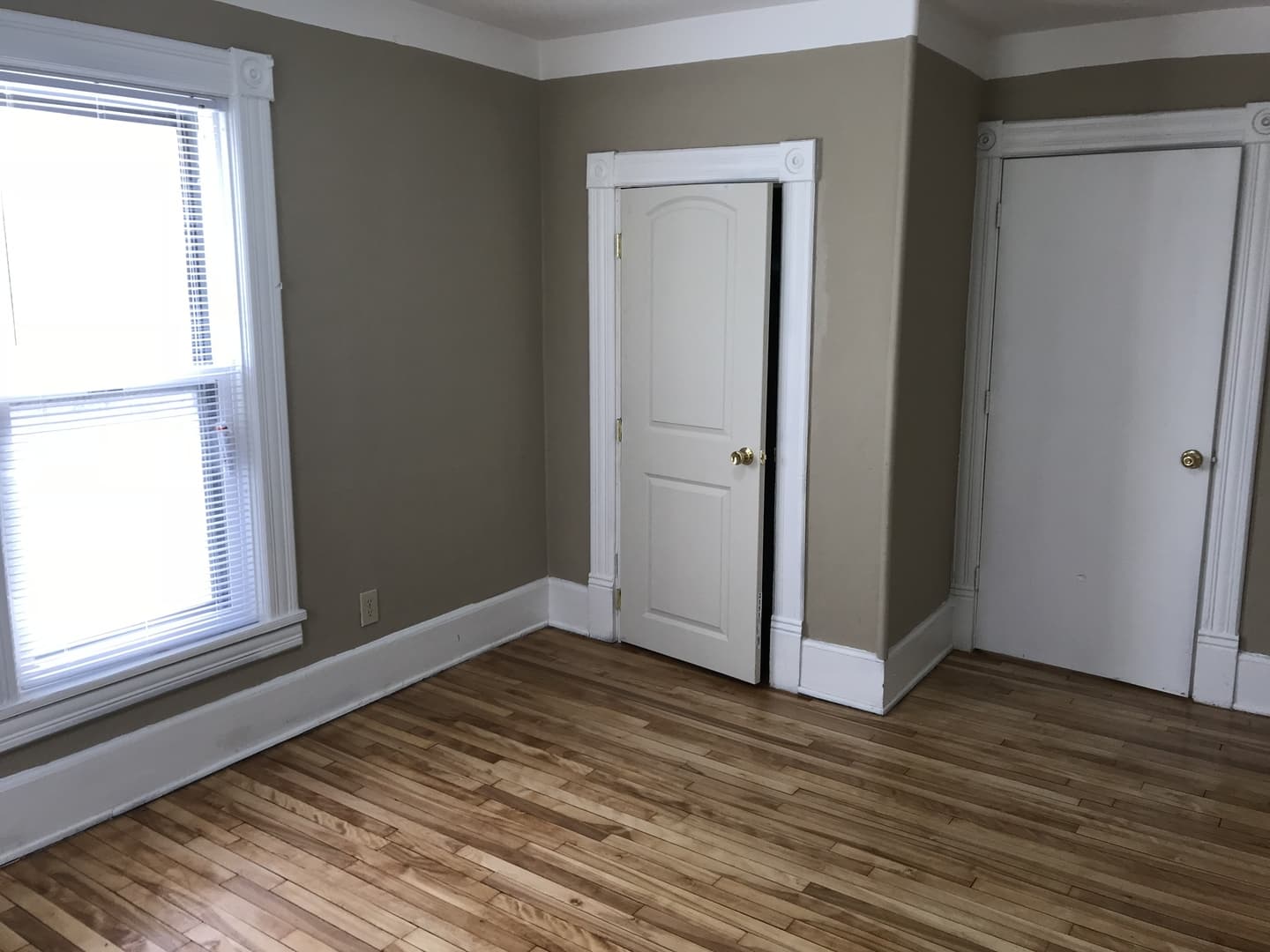 Saint Paul Apartment: 893-895 Fry St
