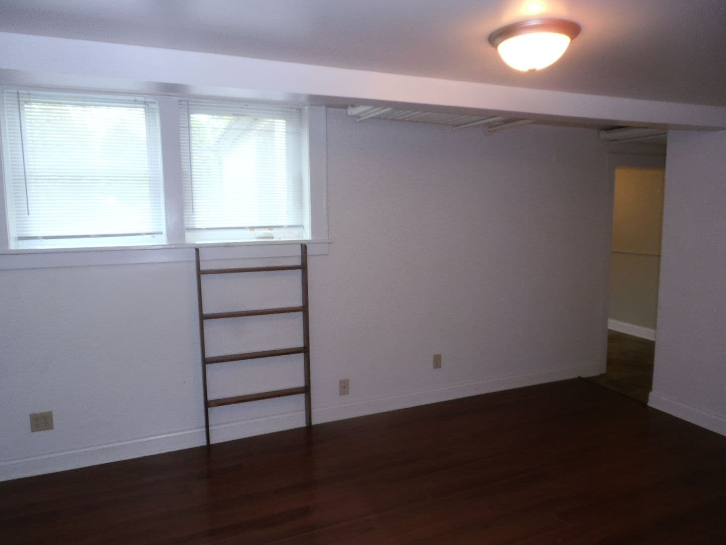 Saint Paul Apartment: 1635 Sherburne Ave