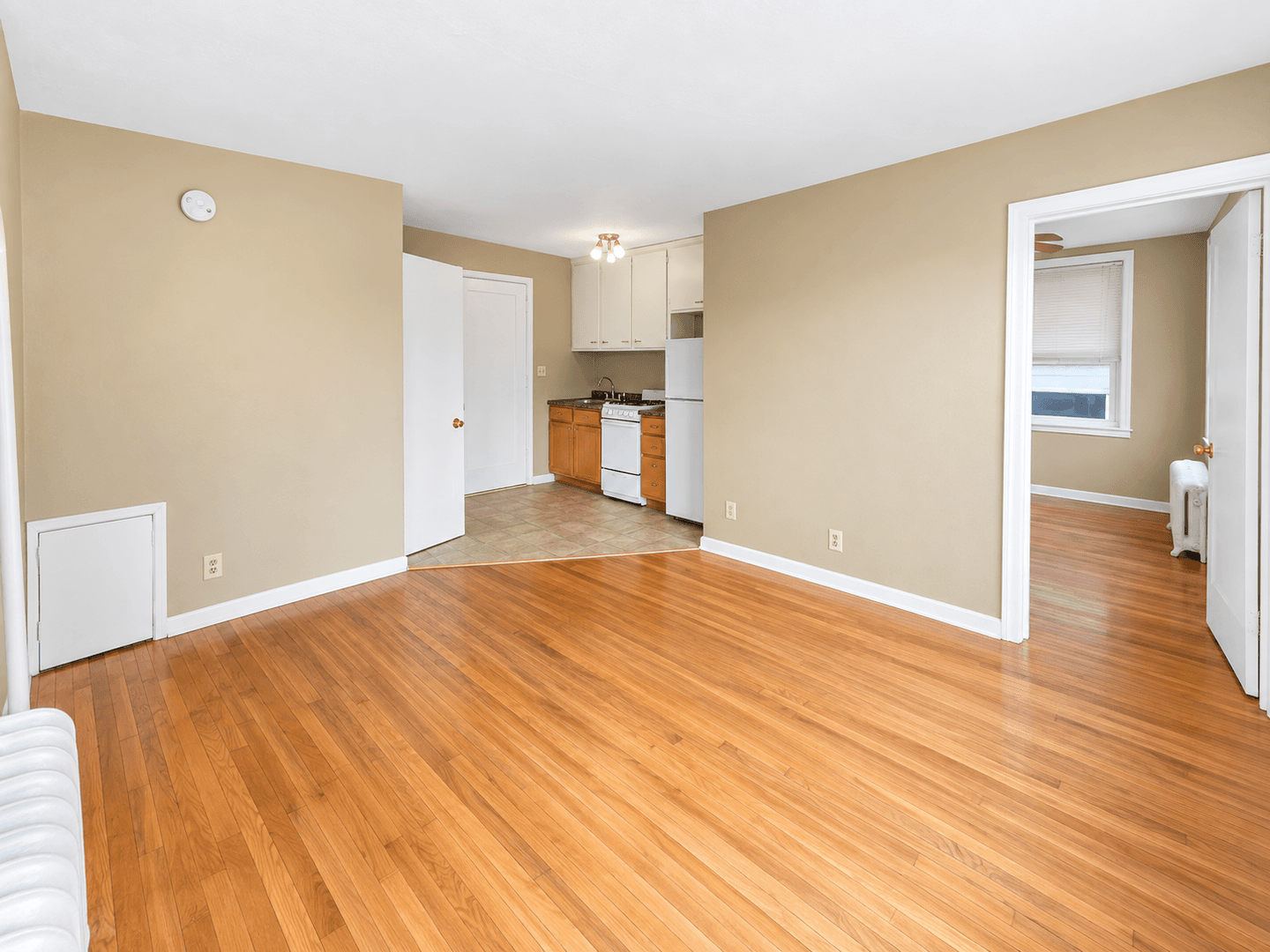 Saint Paul Apartment: 478 Herschel St.
