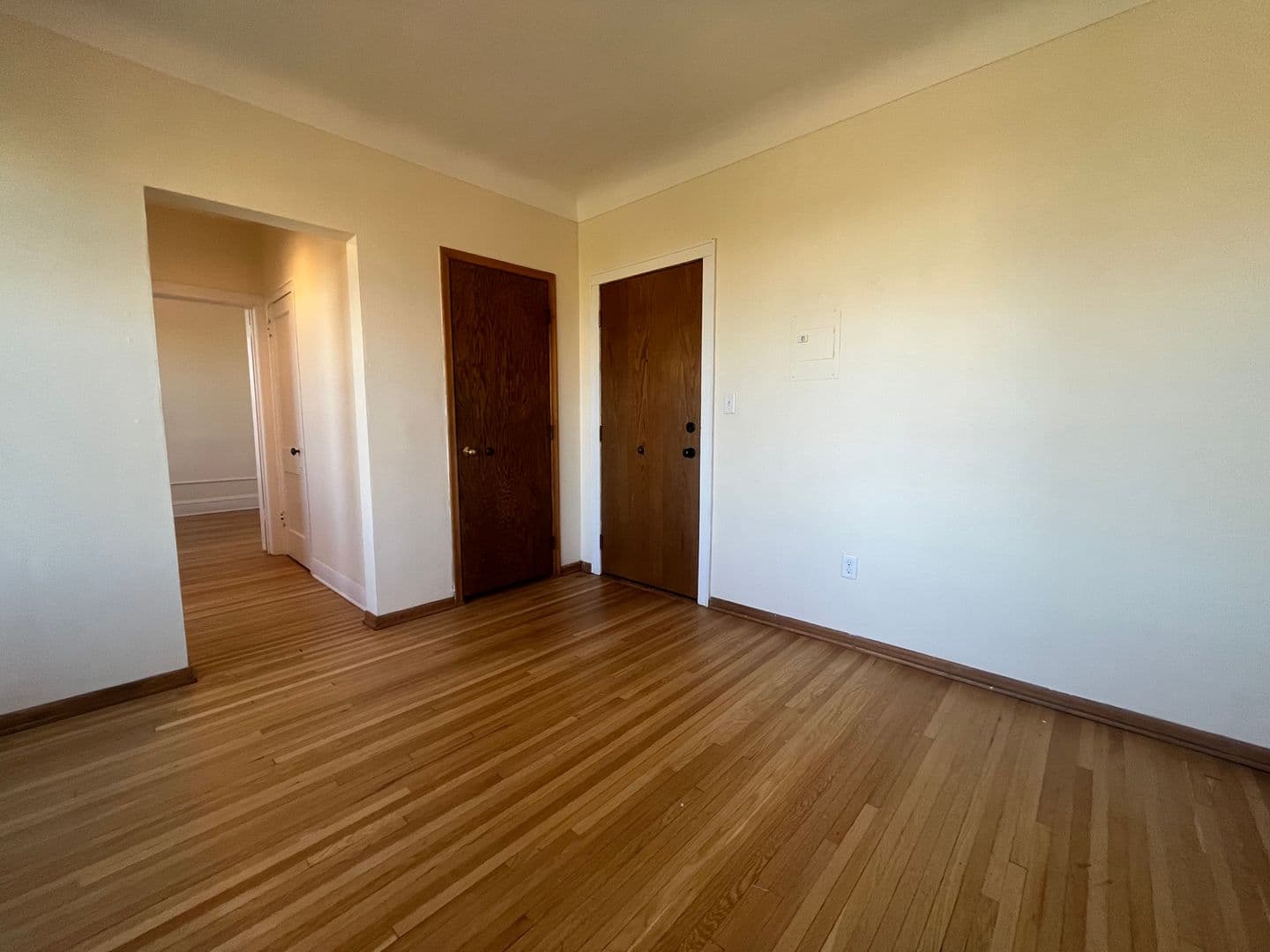 Saint Paul Apartment: 170 Summit Ave
