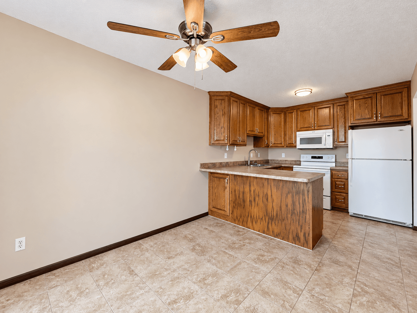 Vadnais Heights House: 4285 Evergreen Dr