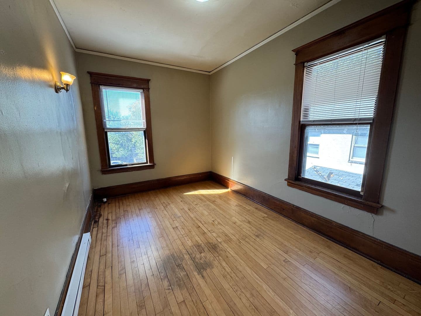 Saint Paul Apartment: 283-289 Bates Ave