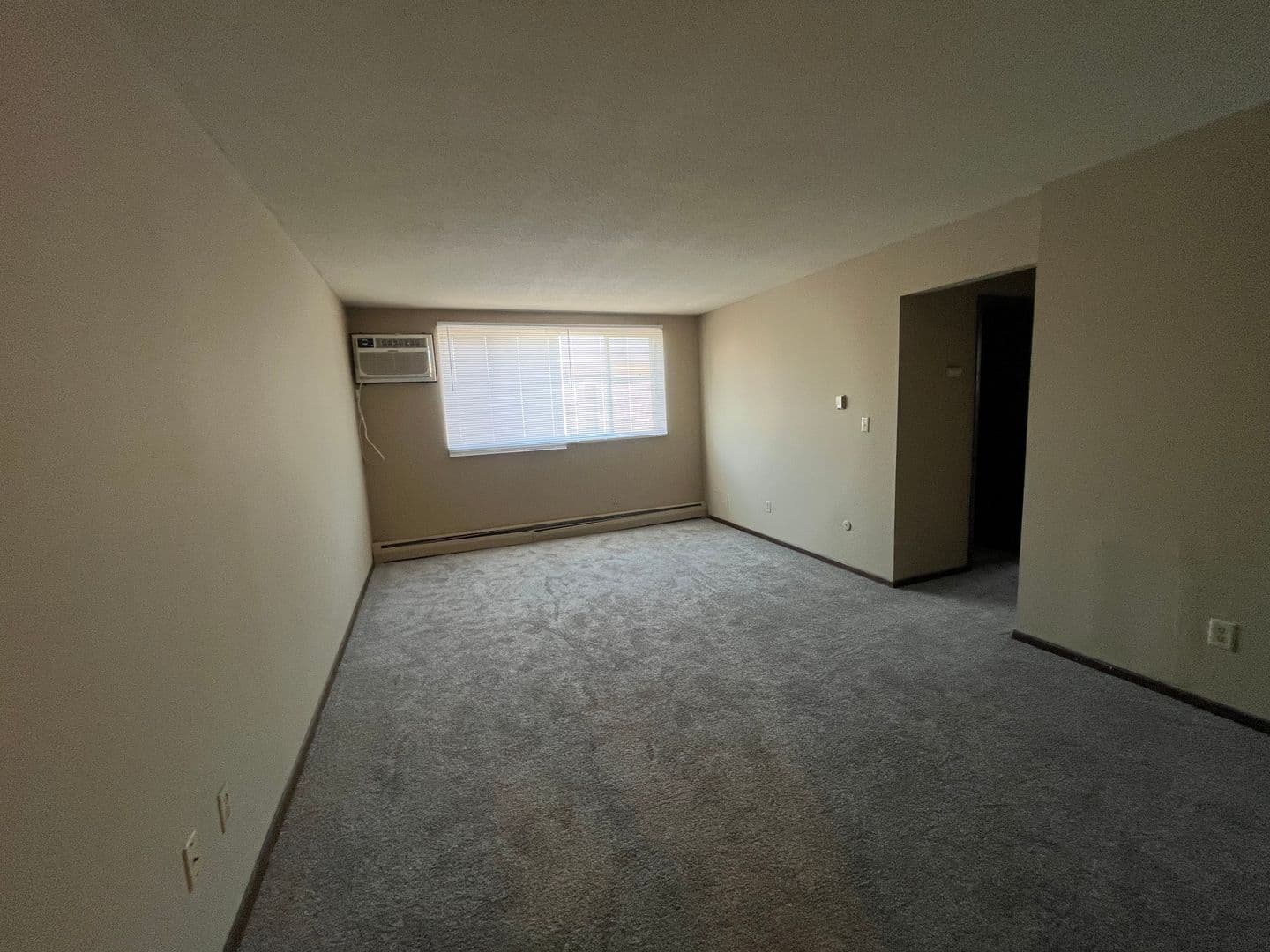 Saint Paul Apartment: 41 Arlington Ave West