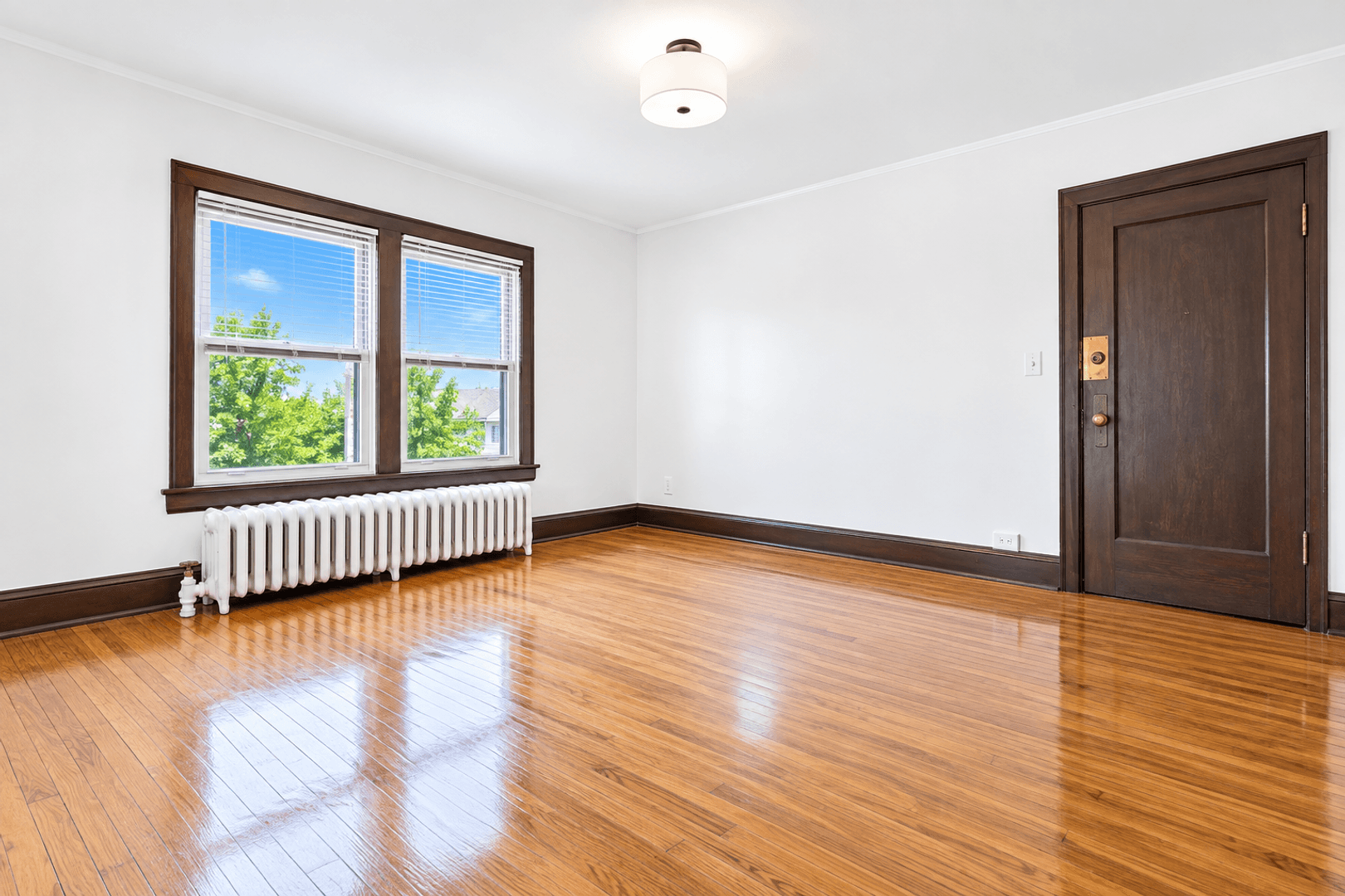 Saint Paul Apartment: 1168 Grand Ave