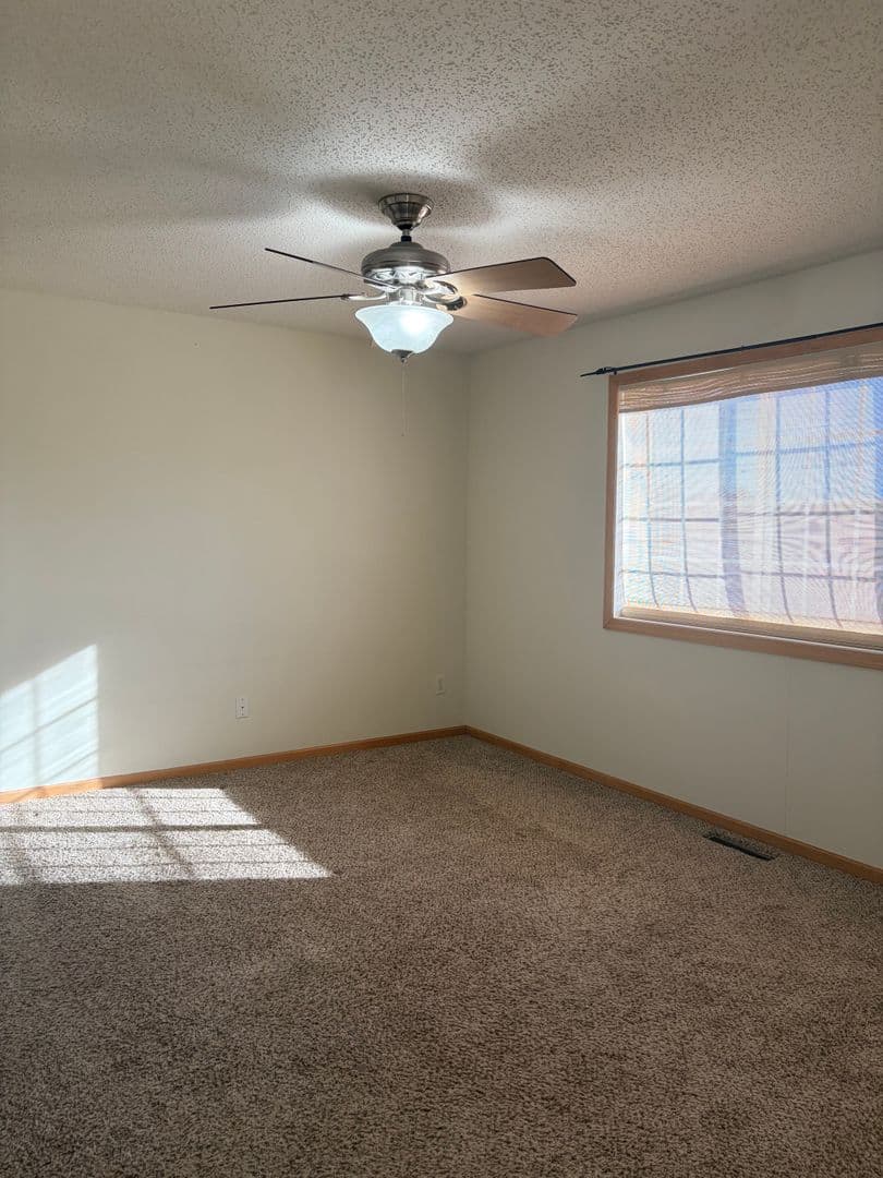 Lakeville House: 18340 Kerrville Trail #709