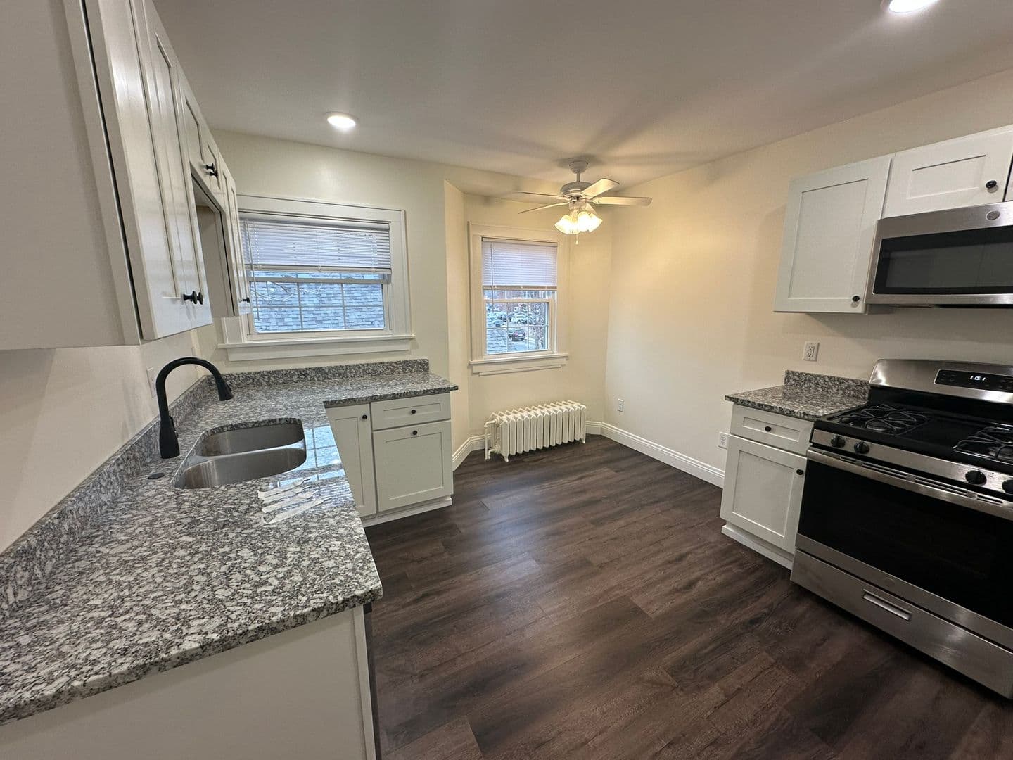 South Saint Paul Apartment: 250 6th Ave N