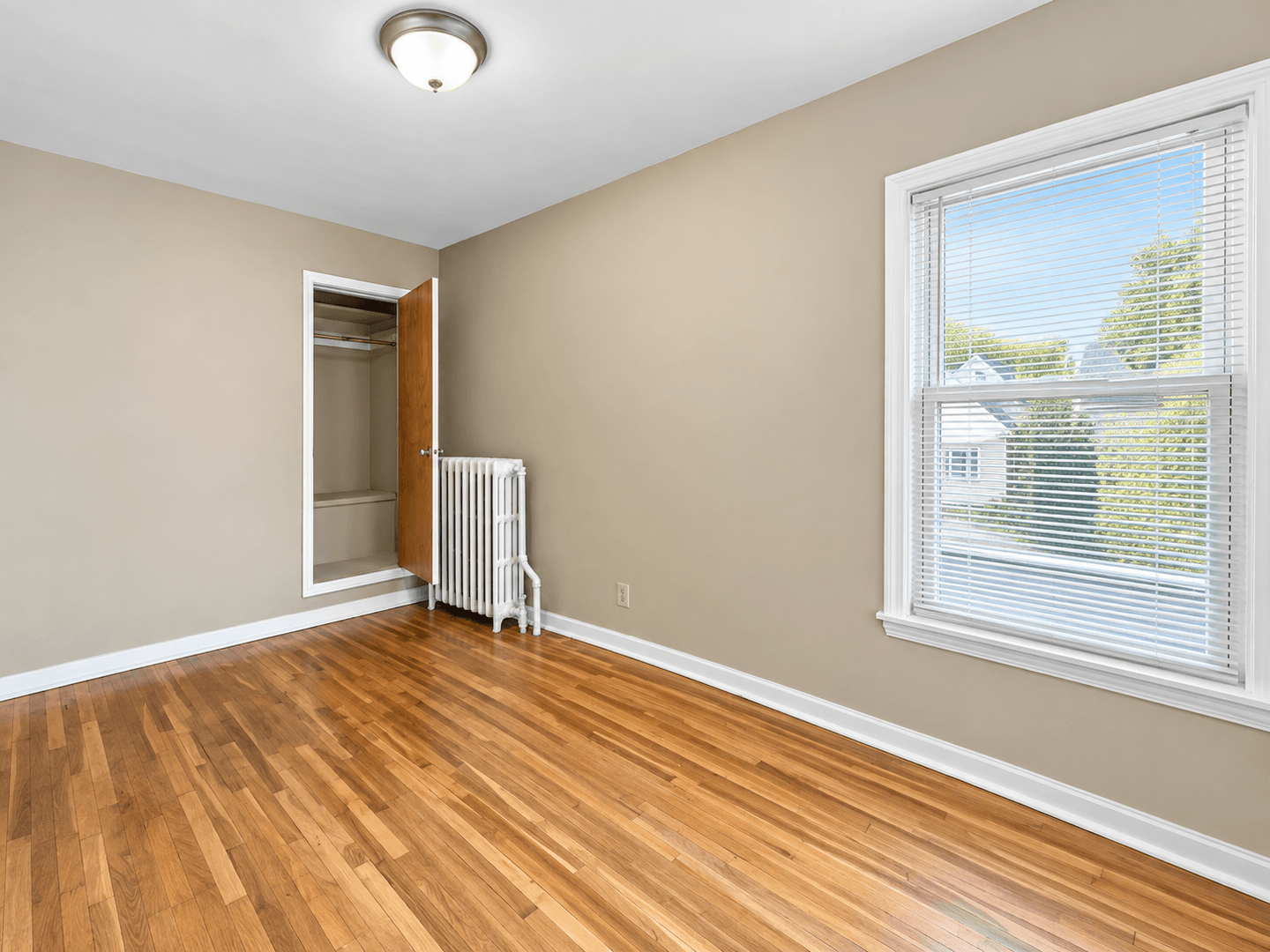 Saint Paul Apartment: 468 Herschel St.
