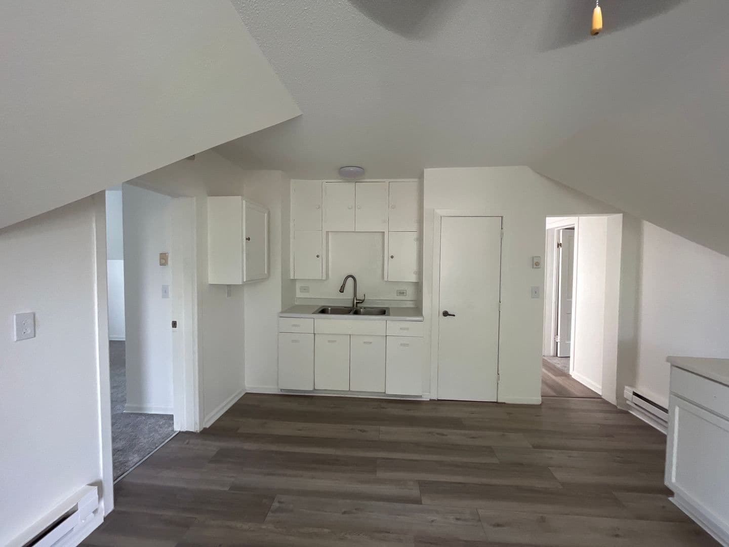 Saint Paul Apartment: 1000 McLean Ave.