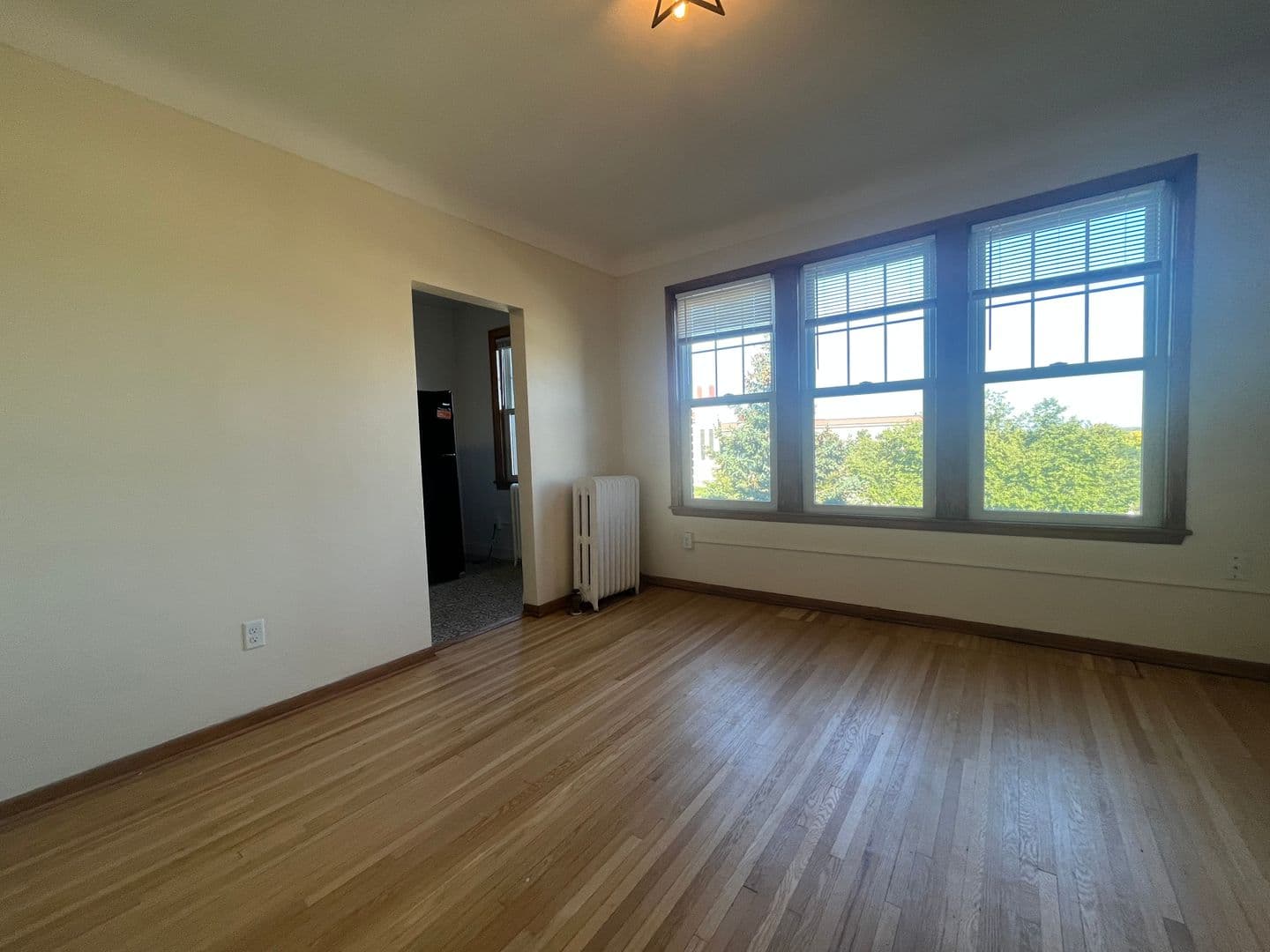 Saint Paul Apartment: 170 Summit Ave