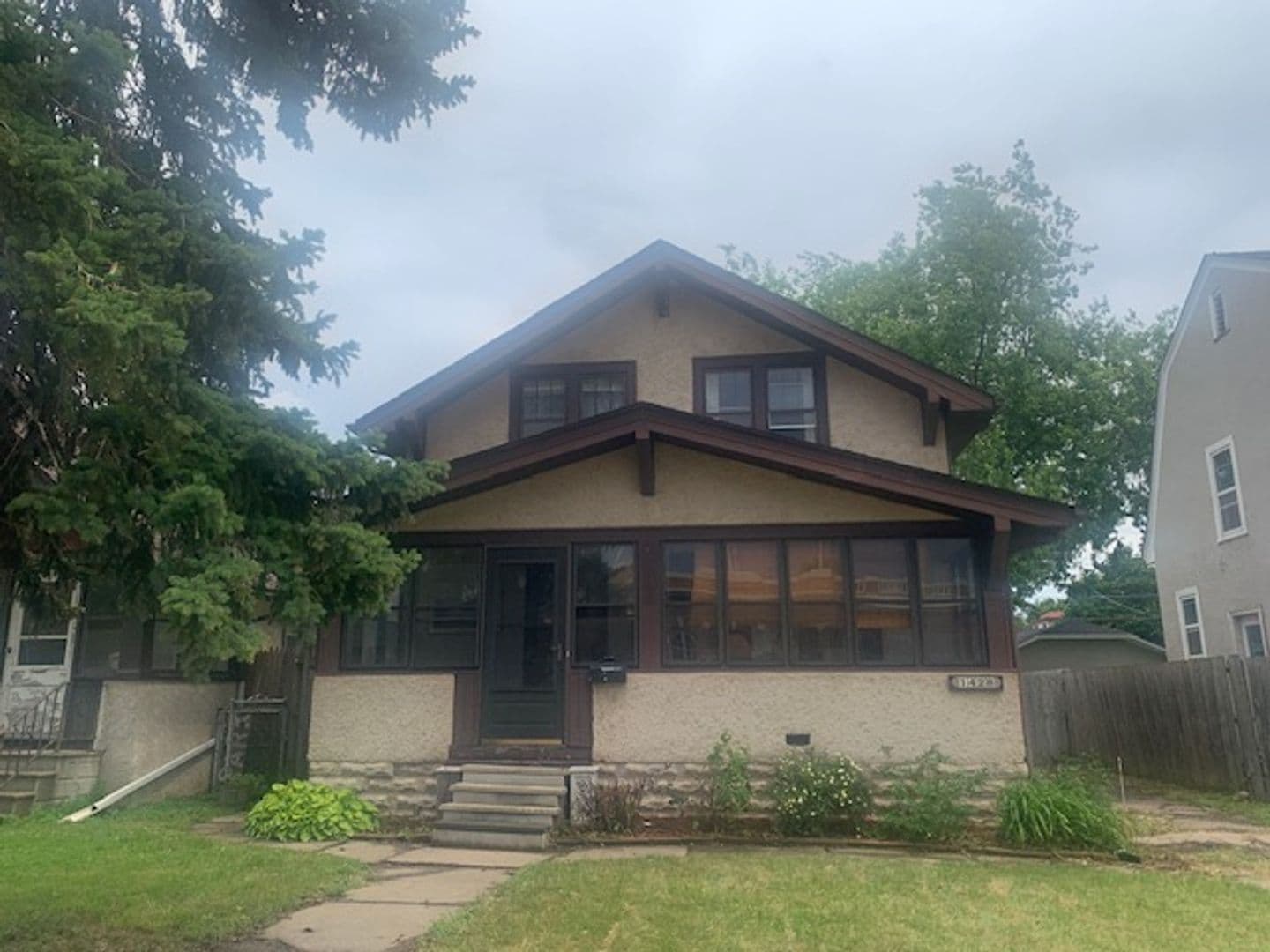 Saint Paul House: 1428 Snelling Ave N