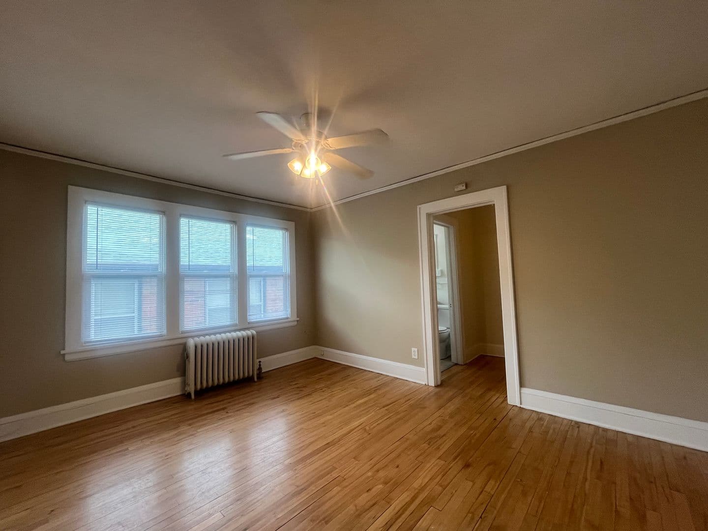 Saint Paul Apartment: 1756 Grand Ave