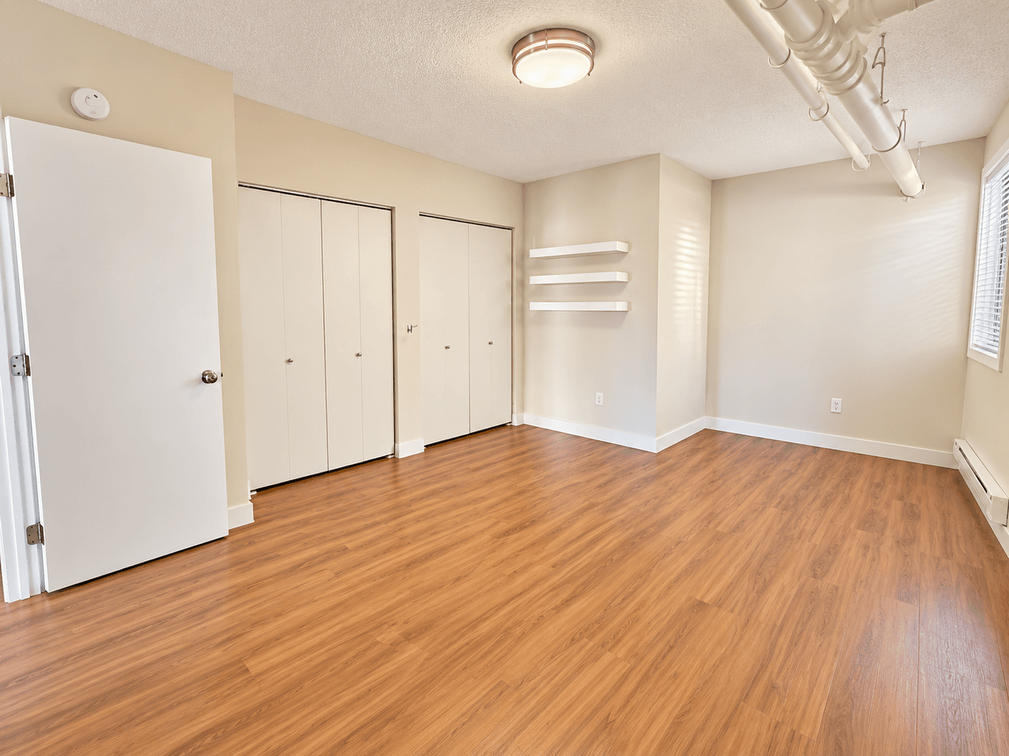 Saint Paul Apartment: 451 Fairview Ave N