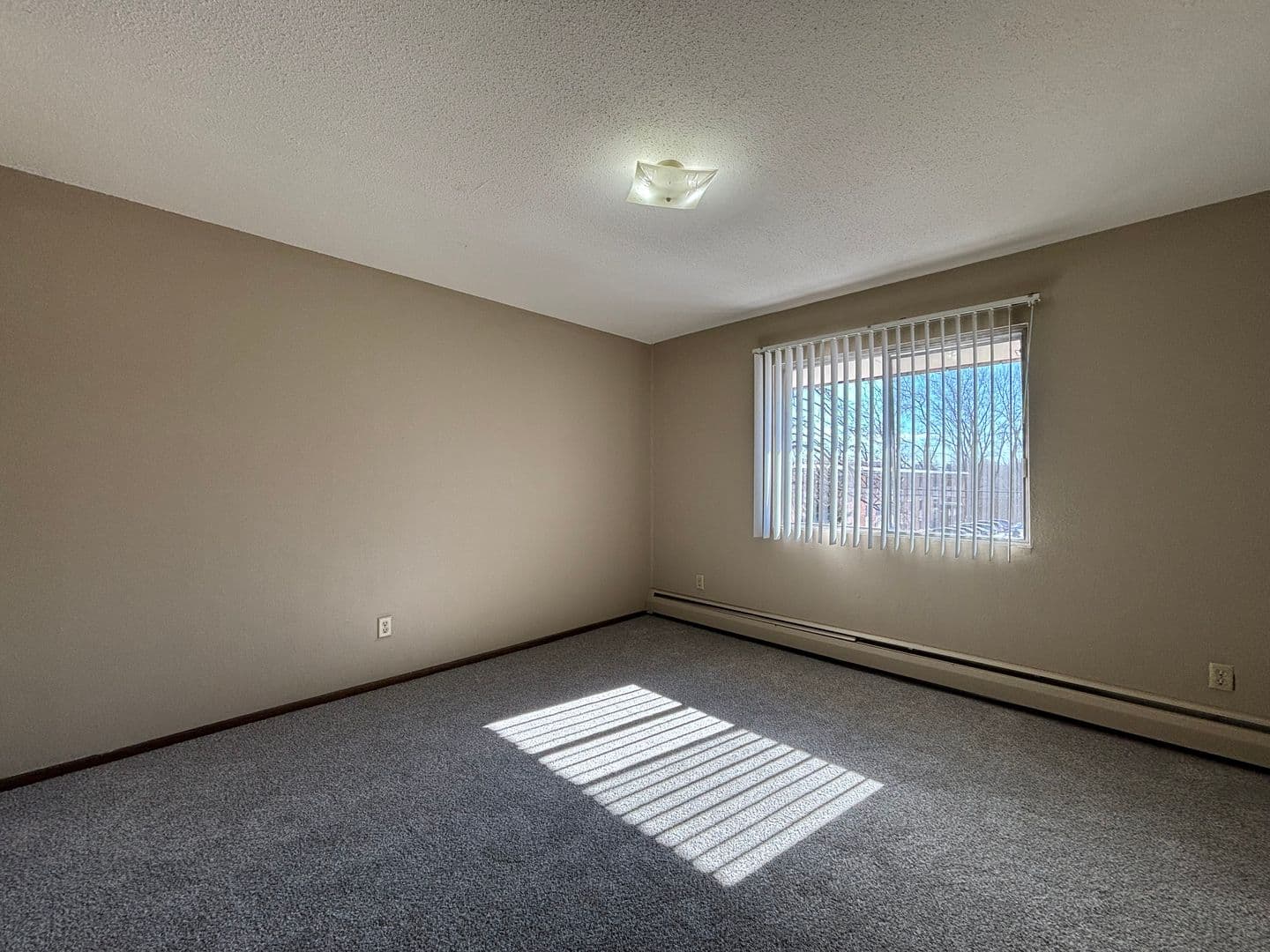 Saint Paul Apartment: 41 Arlington Ave West