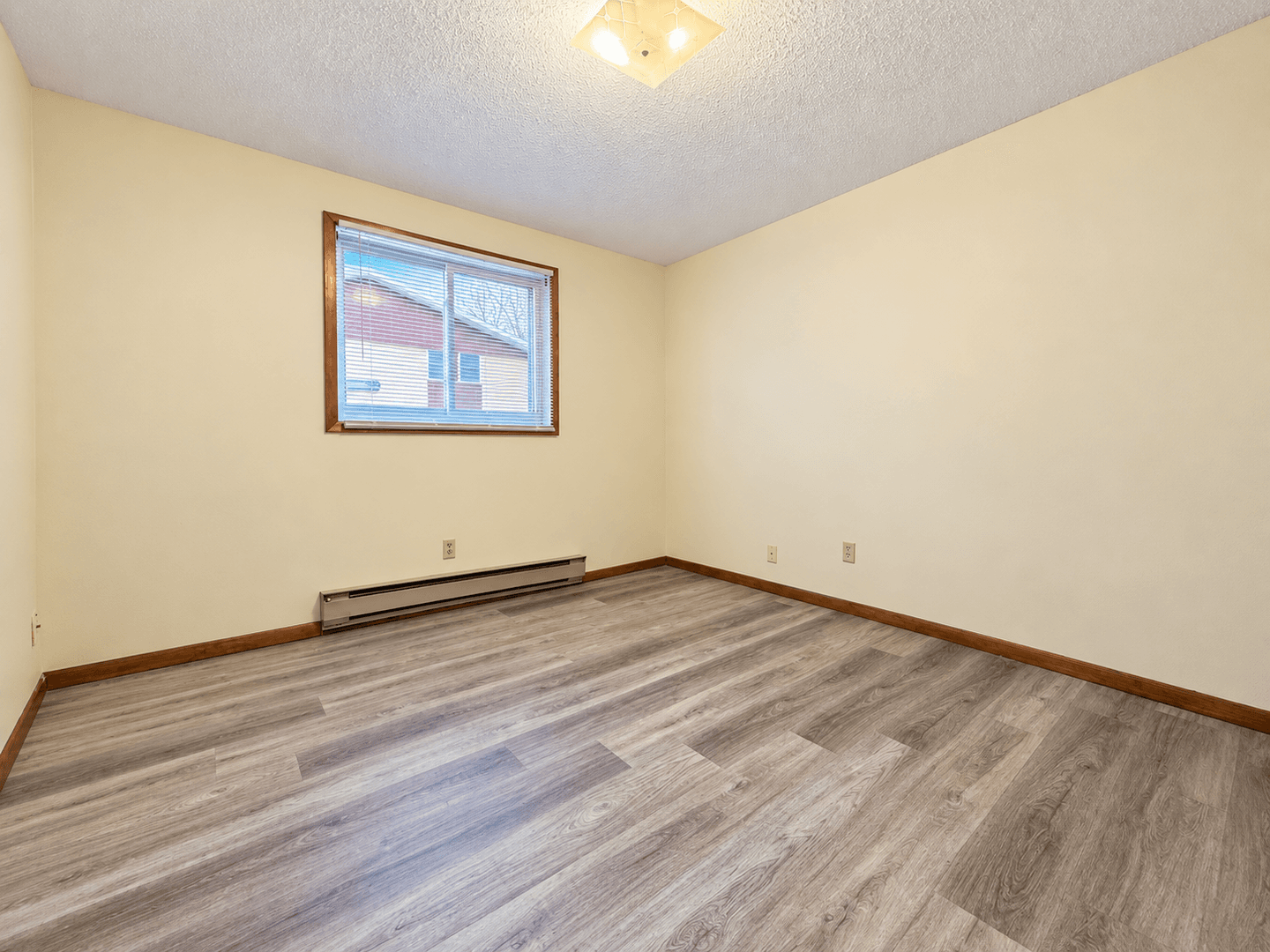 Willmar Apartment: 1116 2nd Street SE