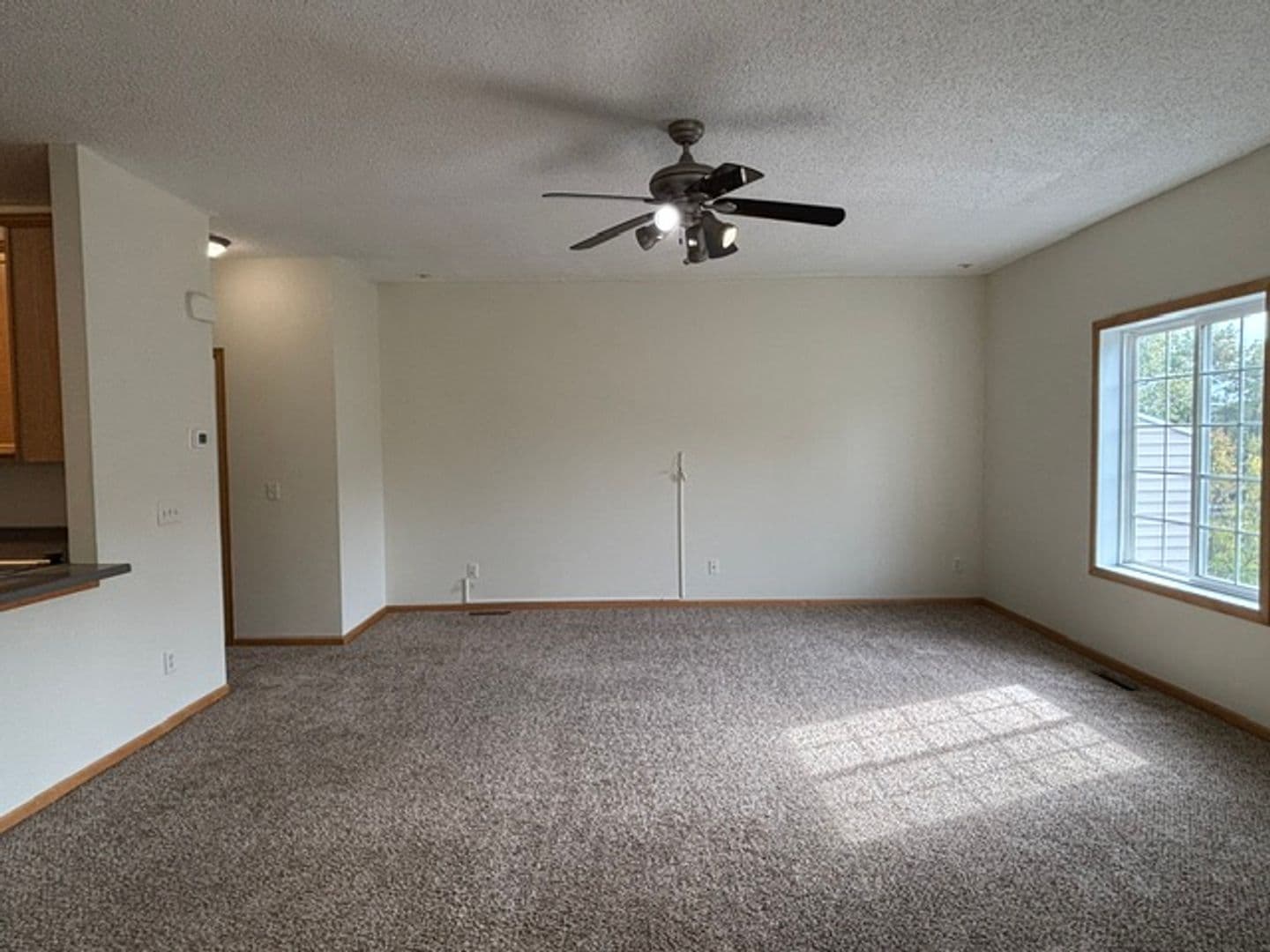 Lakeville House: 18340 Kerrville Trail